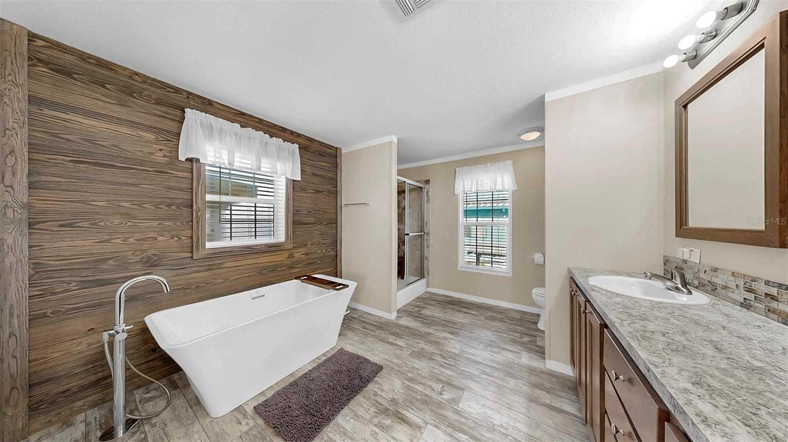 Image 5 of 44 For 420 49th Street E 64