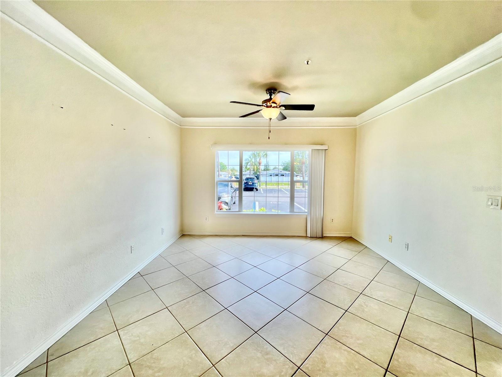 Image 10 of 33 For 4345 Bayside Village Drive 102