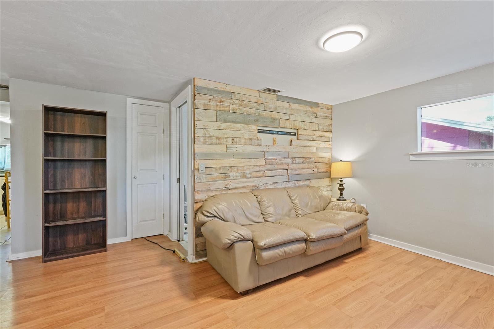 Image 3 of 34 For 5138 Preston Avenue S
