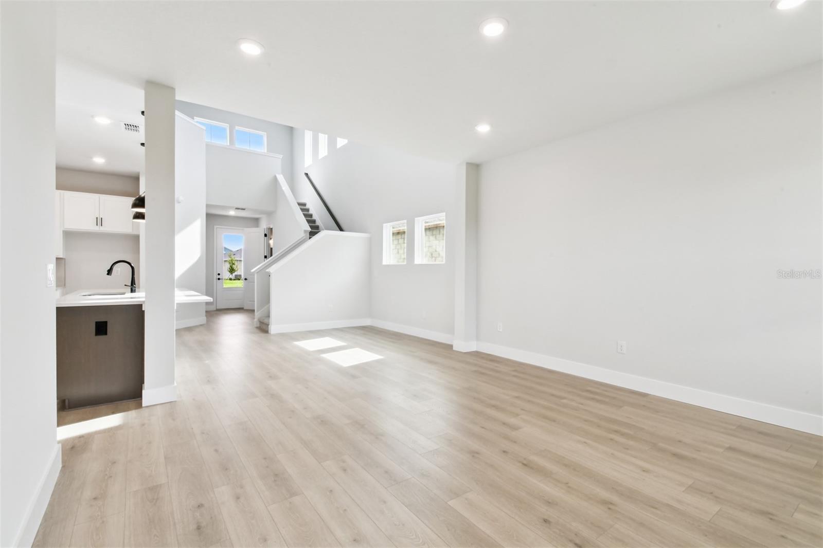 Image 17 of 47 For 6259 Jensen View Avenue