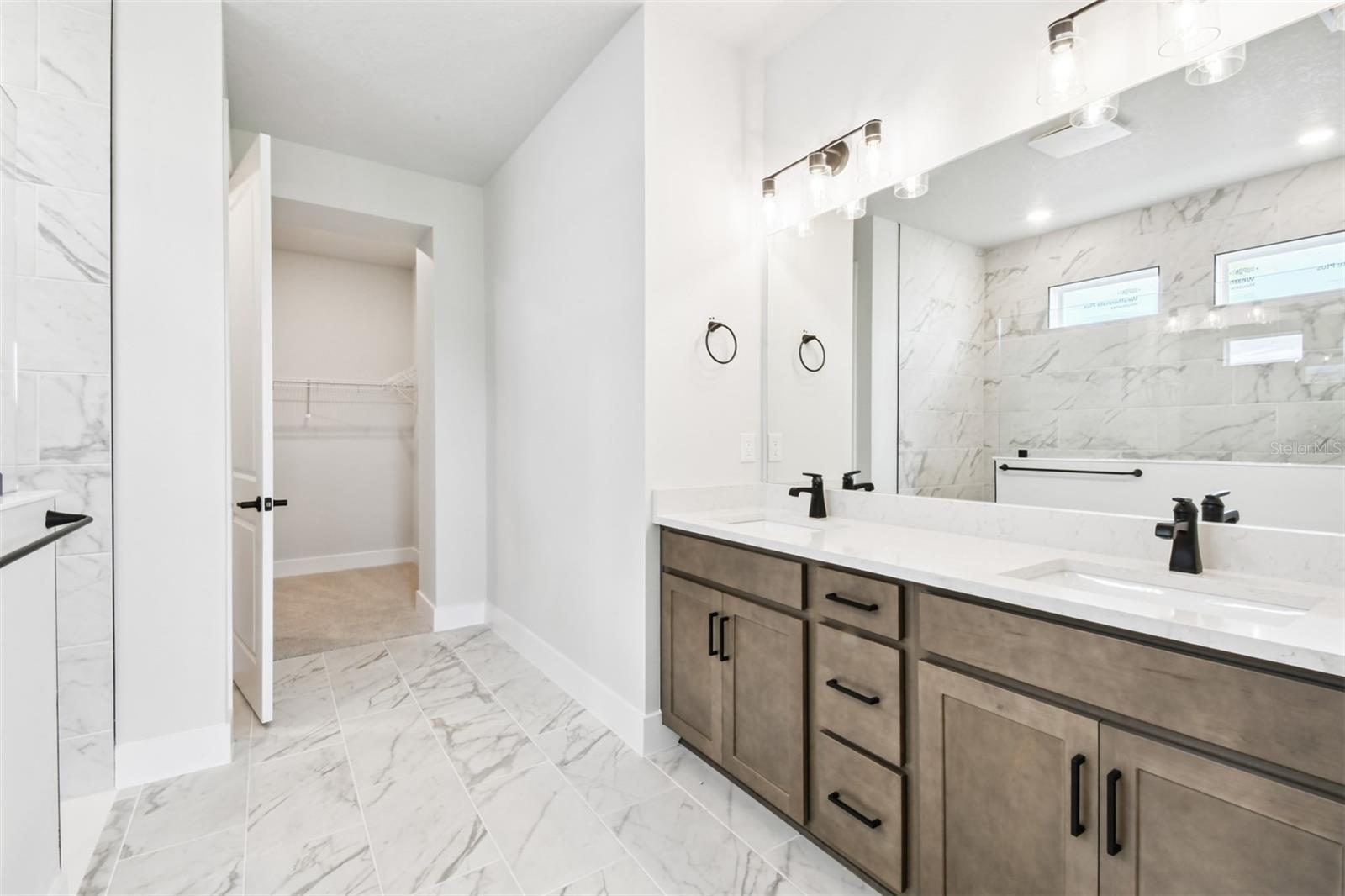 Image 21 of 47 For 6259 Jensen View Avenue