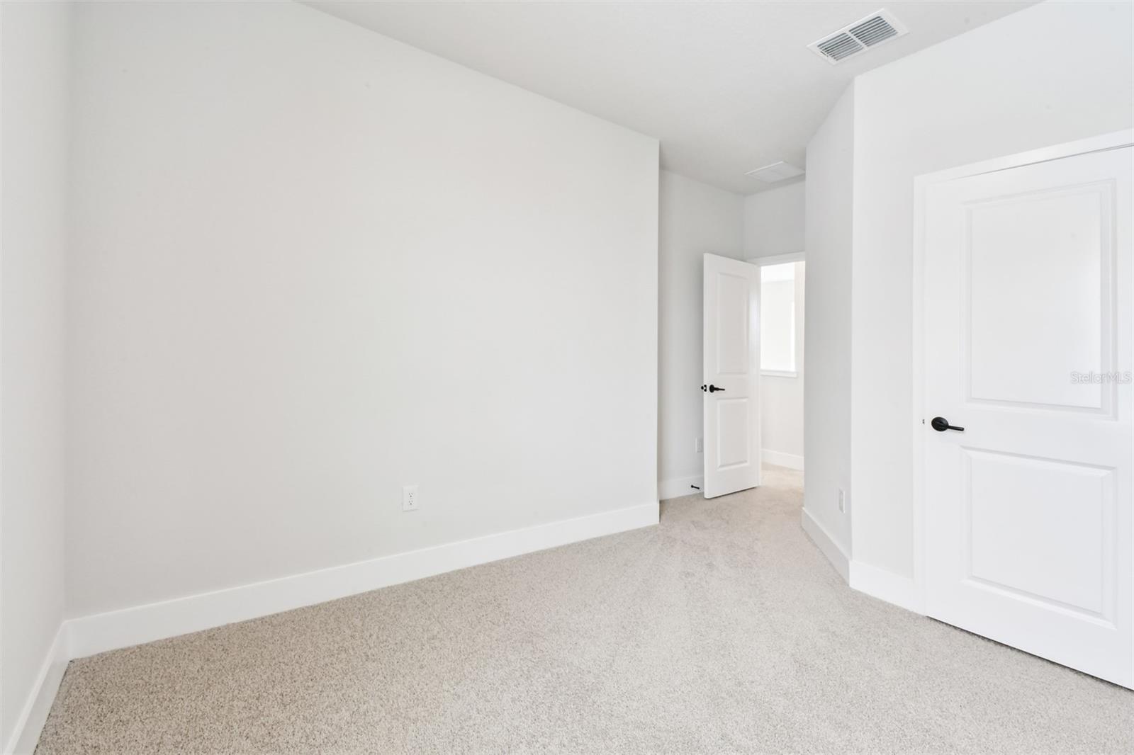 Image 32 of 47 For 6259 Jensen View Avenue