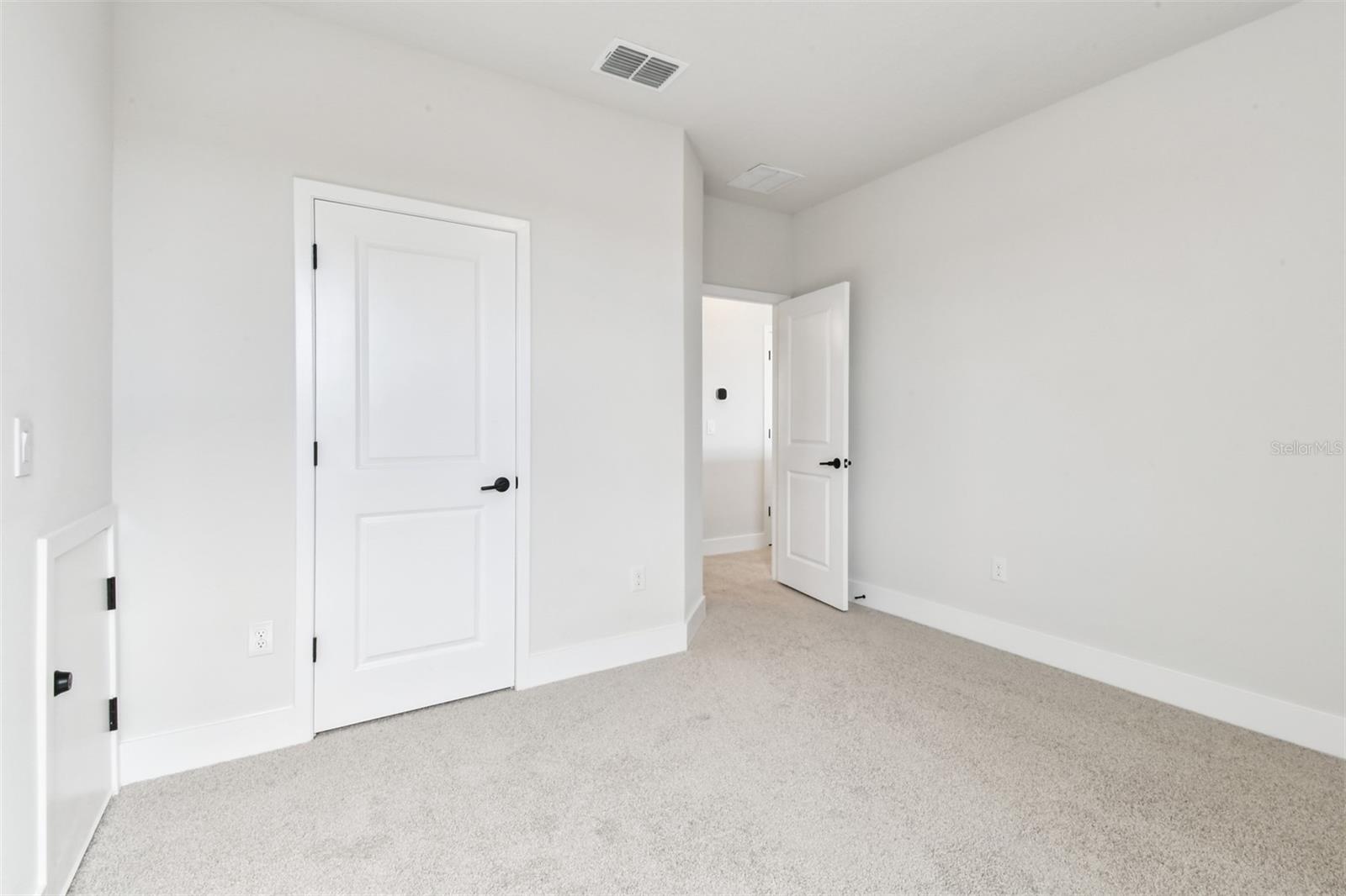 Image 35 of 47 For 6259 Jensen View Avenue