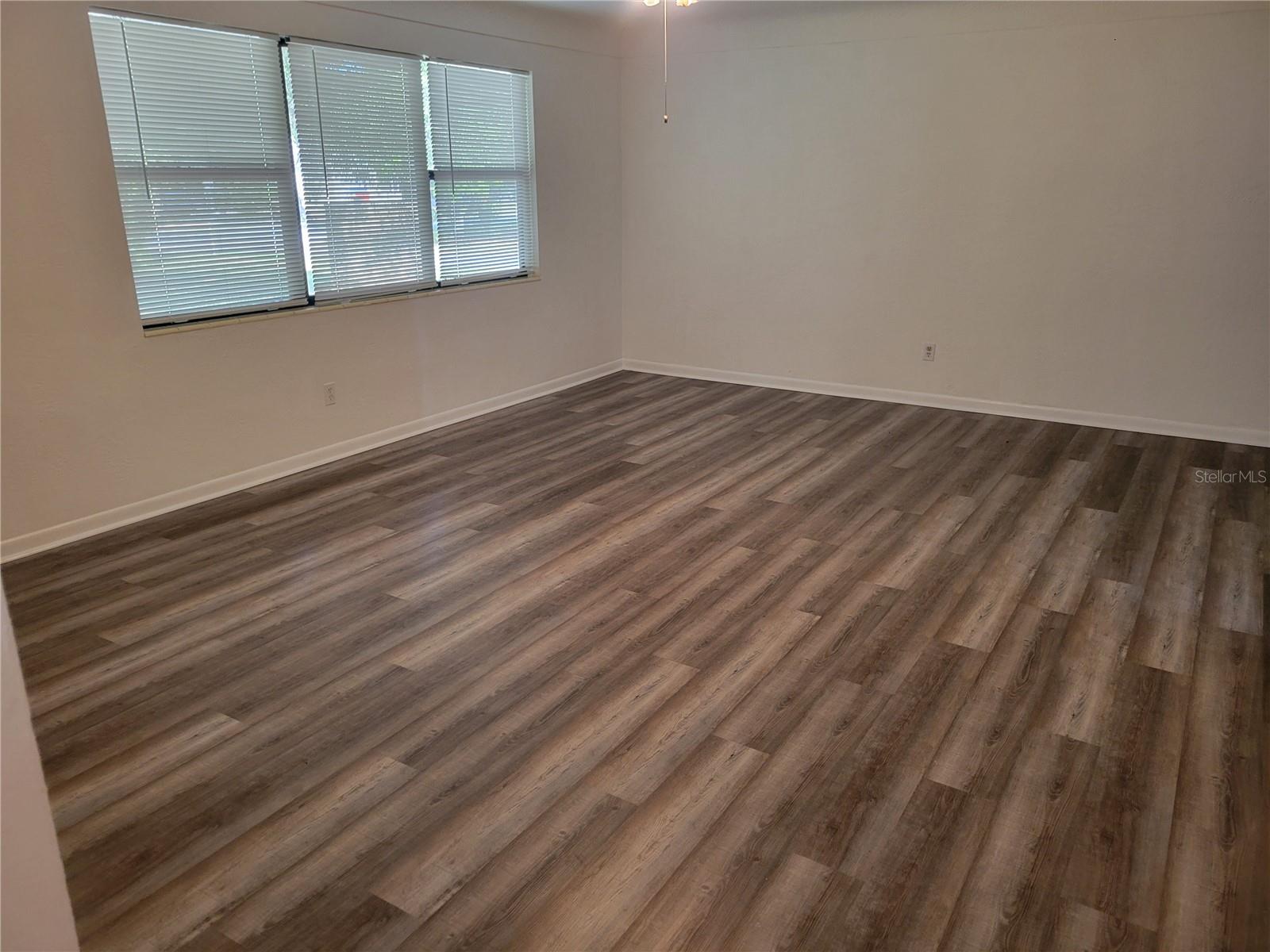 Image 21 of 25 For 4245 78th Street N
