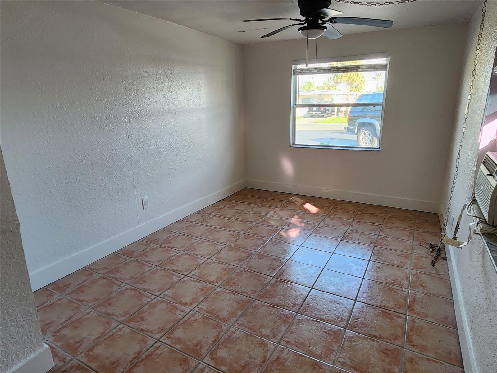 Image 3 of 12 For 155 110th Avenue 4