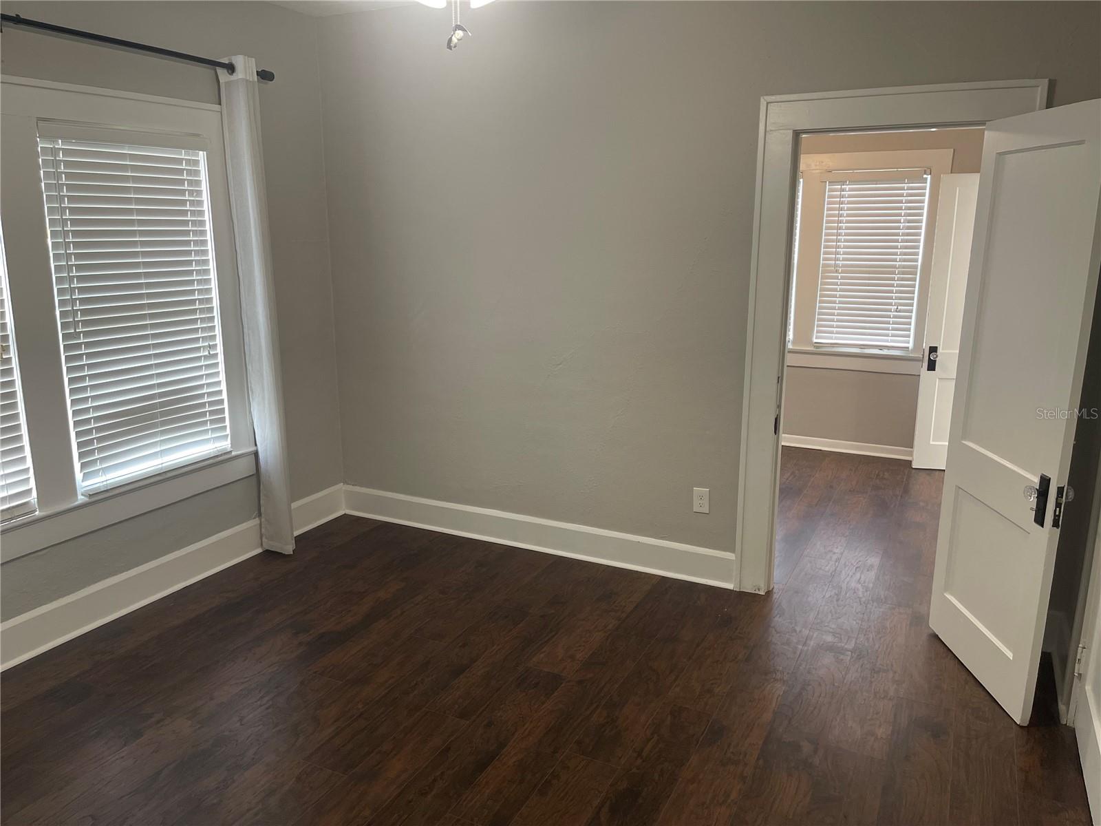 Image 18 of 34 For 403 Albany Avenue 1
