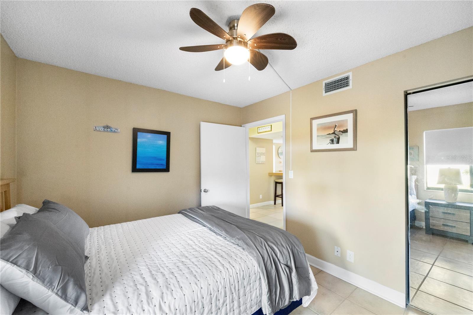Image 19 of 28 For 1515 Pinellas Bayway S 7