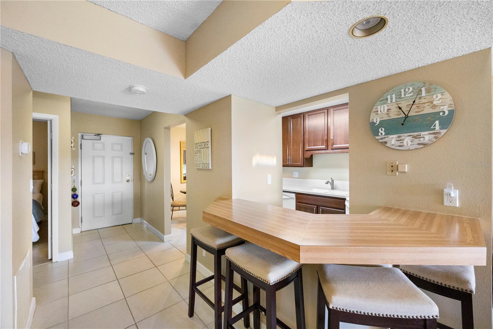 Image 5 of 28 For 1515 Pinellas Bayway S 7