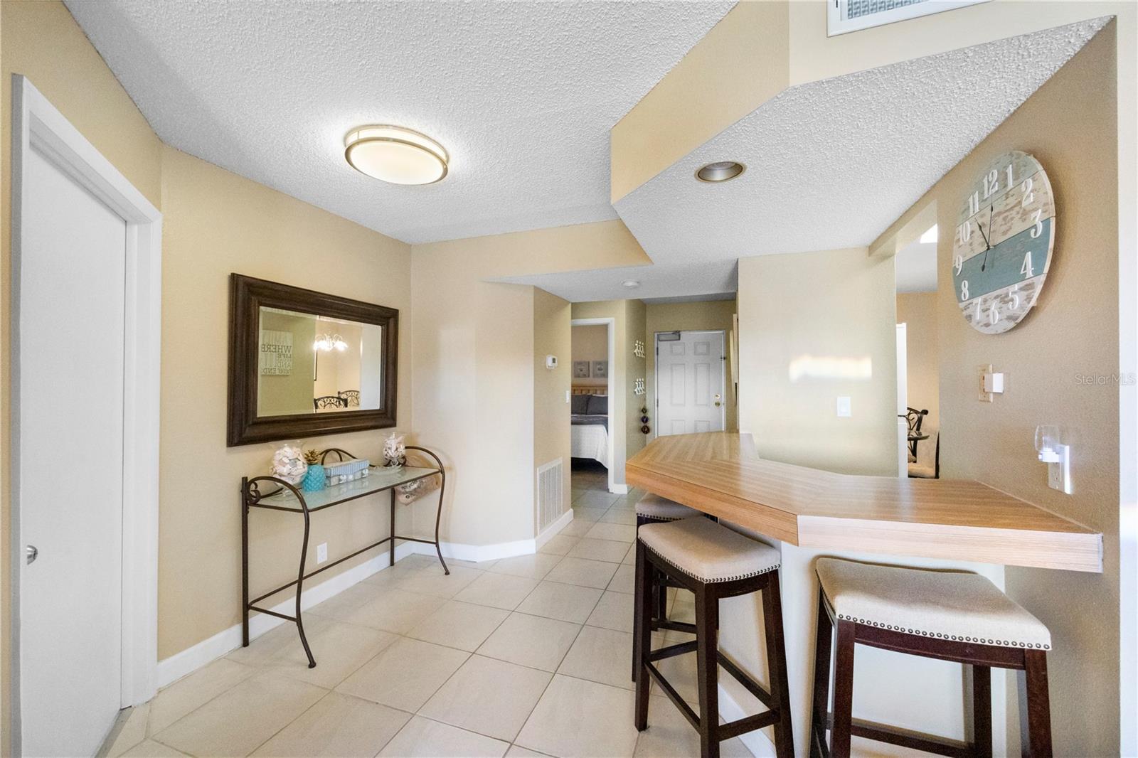 Image 7 of 28 For 1515 Pinellas Bayway S 7