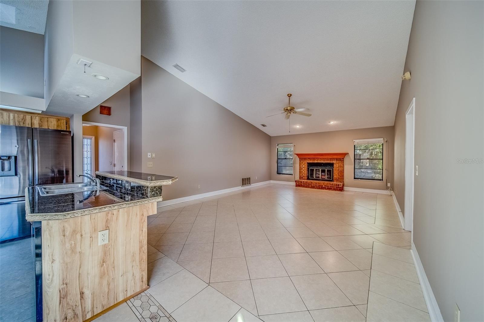 Image 33 of 68 For 1112 Woodcrest Avenue