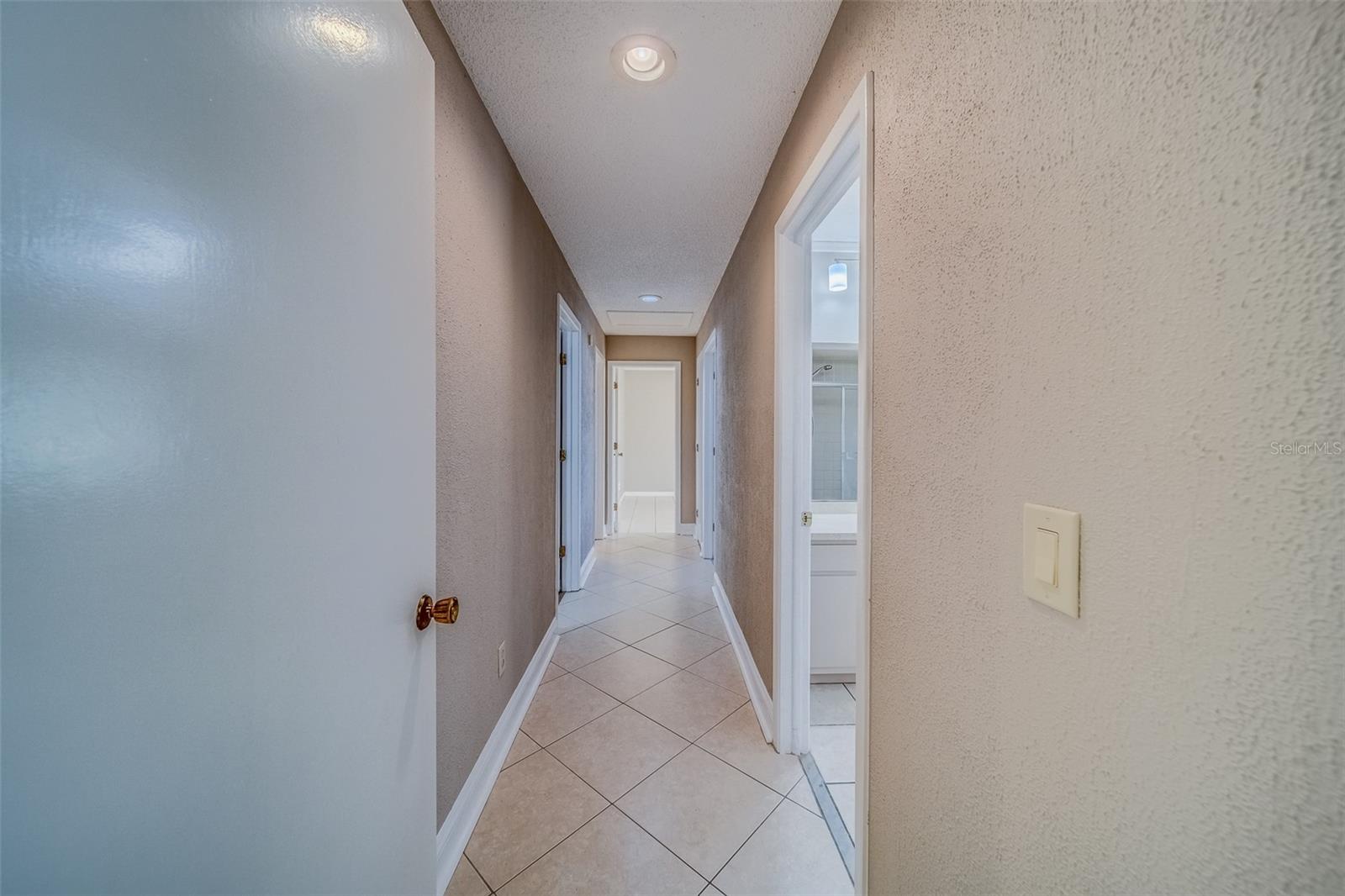 Image 34 of 68 For 1112 Woodcrest Avenue