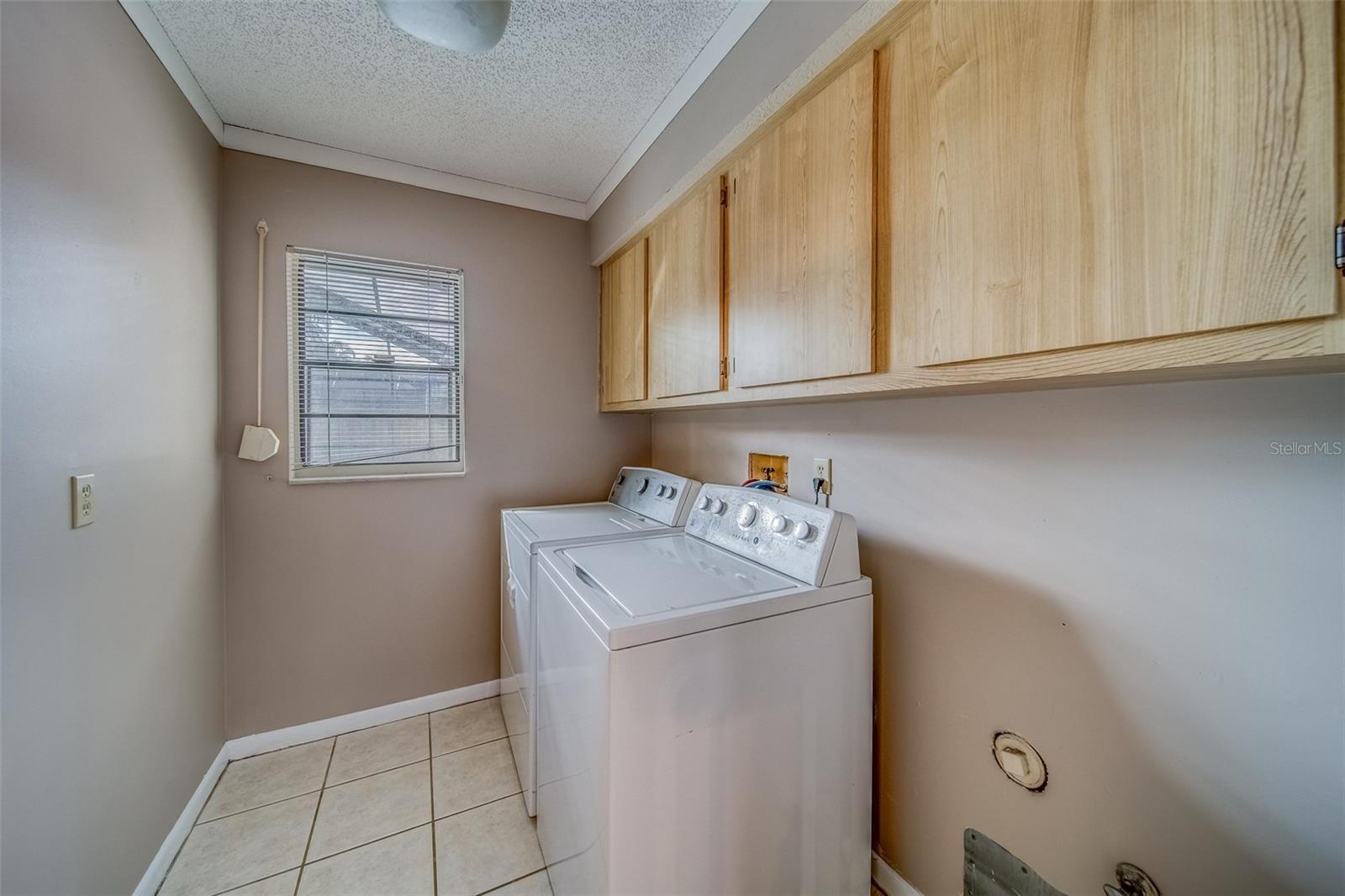 Image 41 of 68 For 1112 Woodcrest Avenue