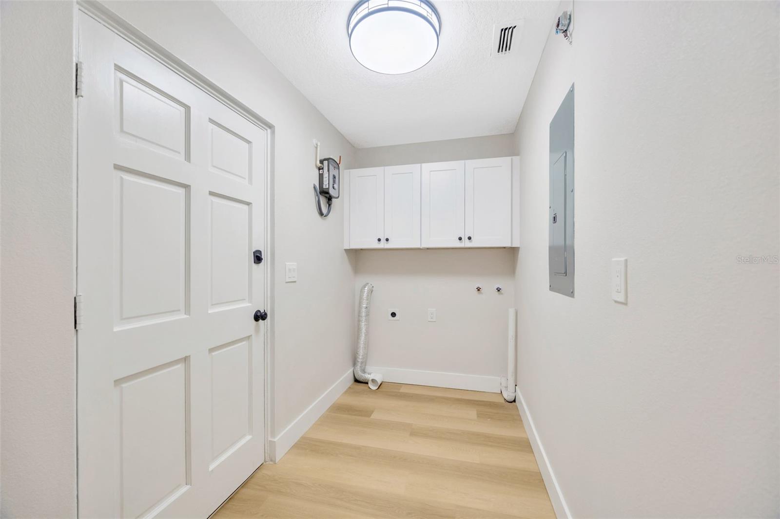 Image 11 of 51 For 2506 Mabry Street