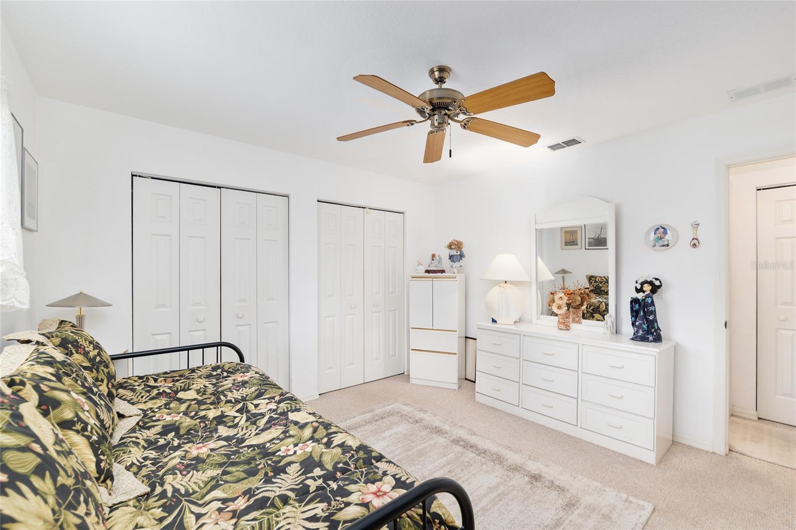 Image 40 of 73 For 11335 138th Lane