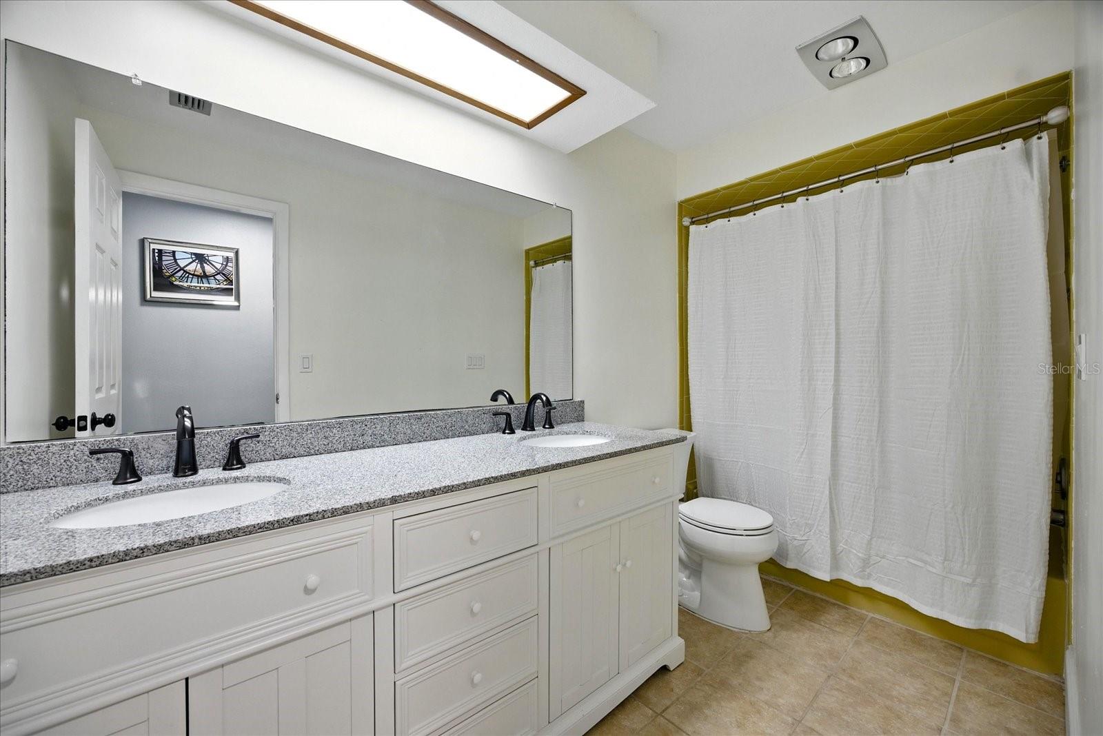 Image 17 of 28 For 3151 Las Olas Drive
