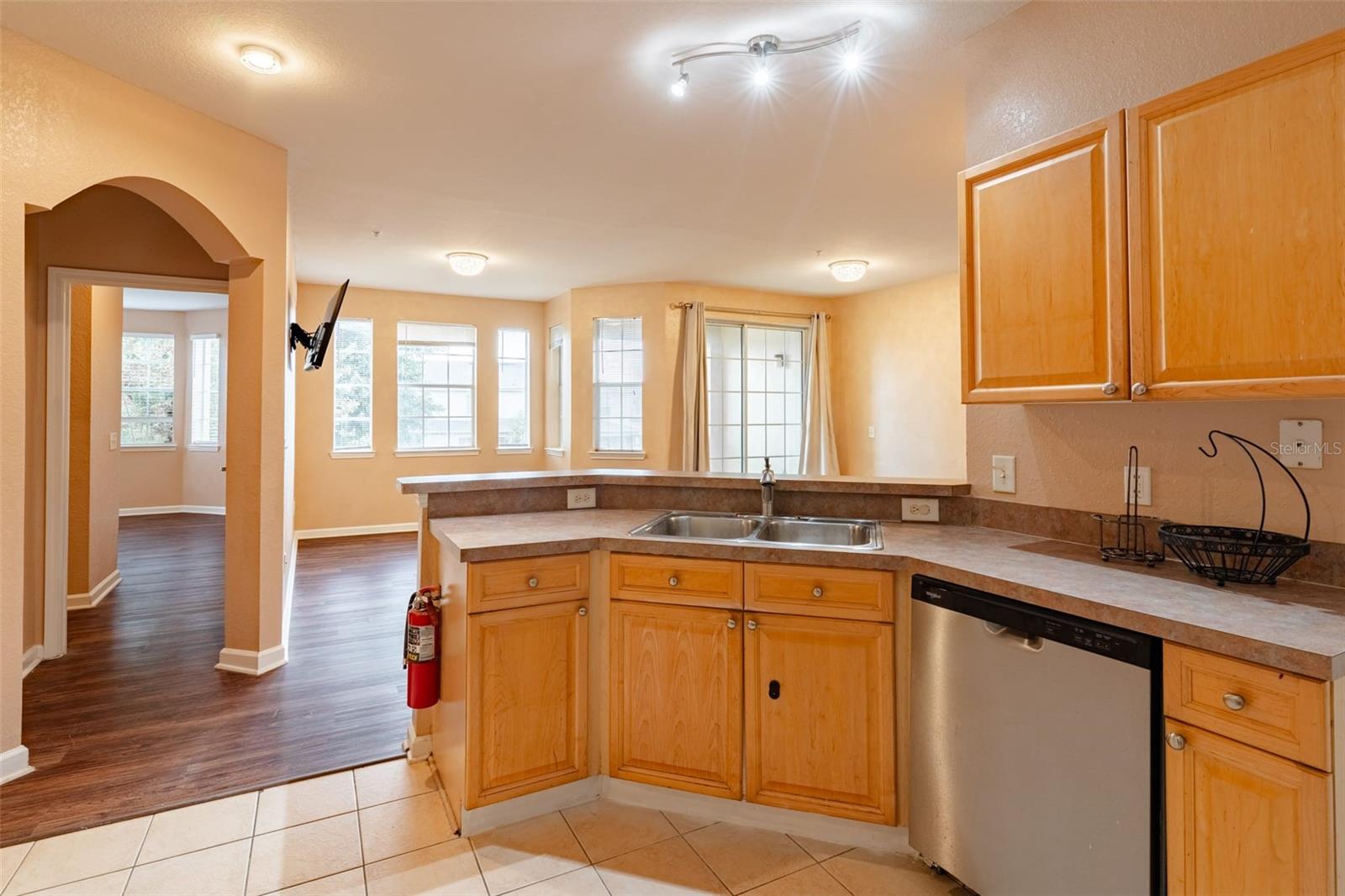 Image 13 of 27 For 709 Terrace Ridge Circle 428
