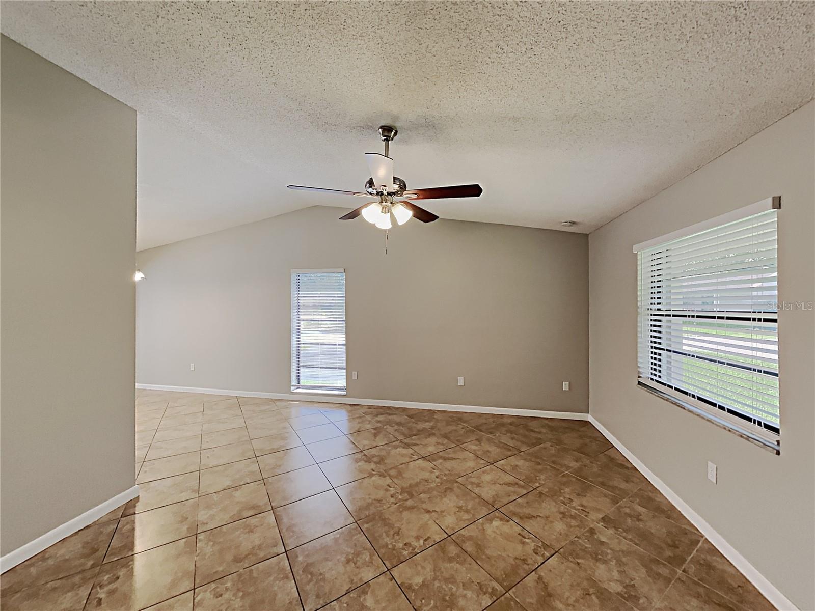 Image 7 of 22 For 13741 46th Terrace