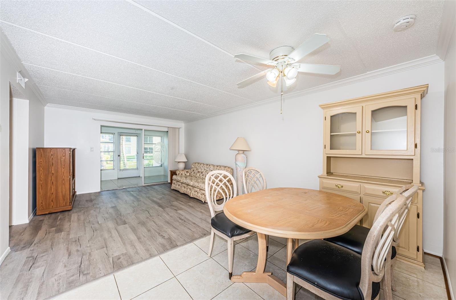 Image 5 of 19 For 11720 Park Boulevard 107