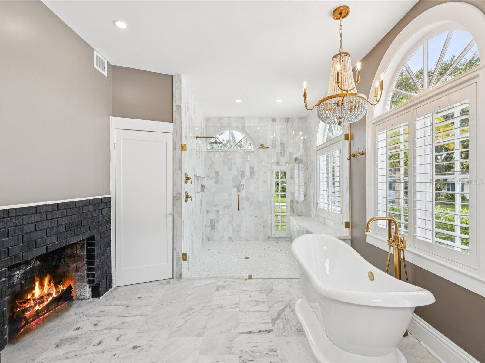 Image 10 of 62 For 456 Gardenia Street