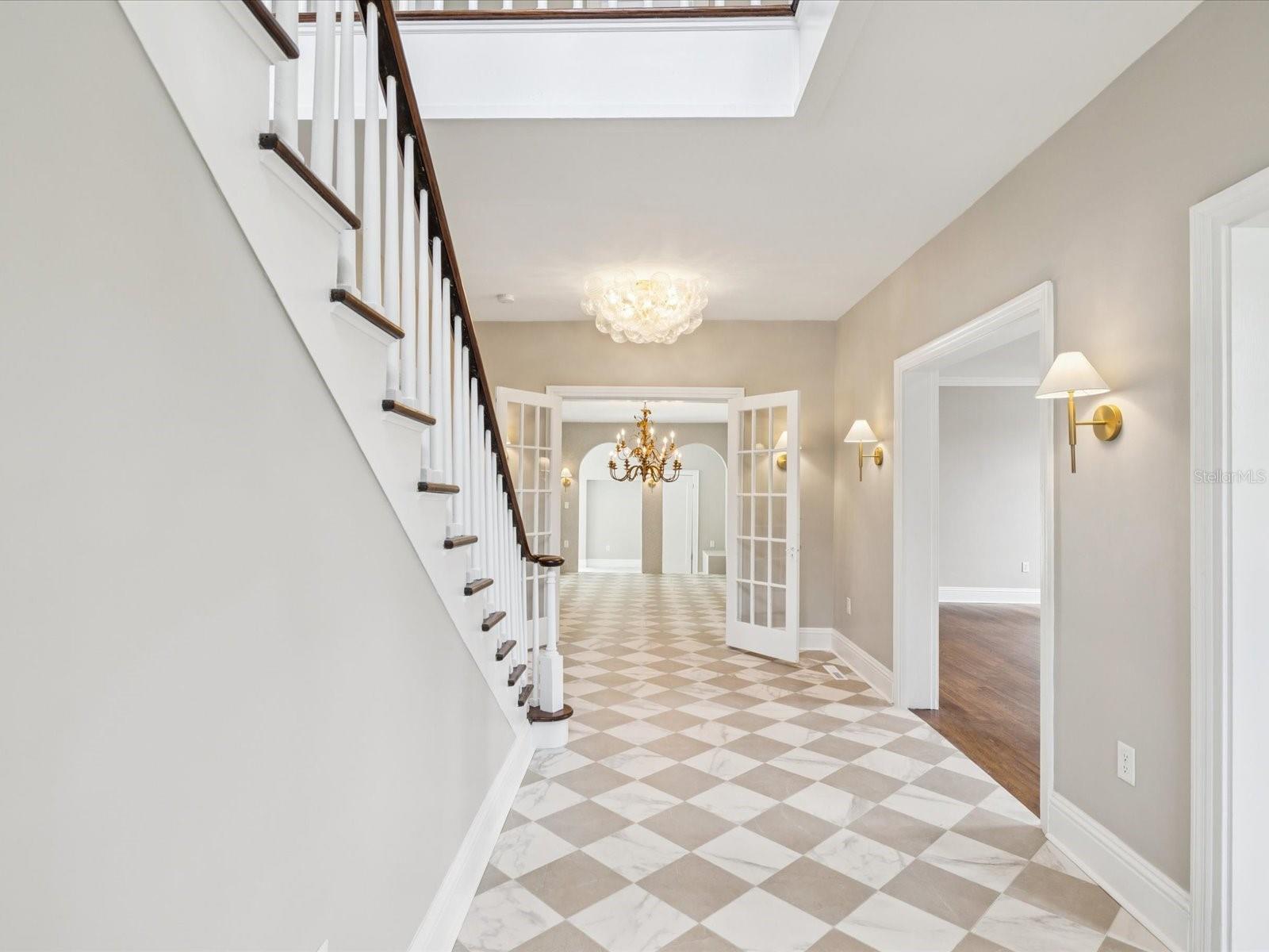Image 2 of 62 For 456 Gardenia Street