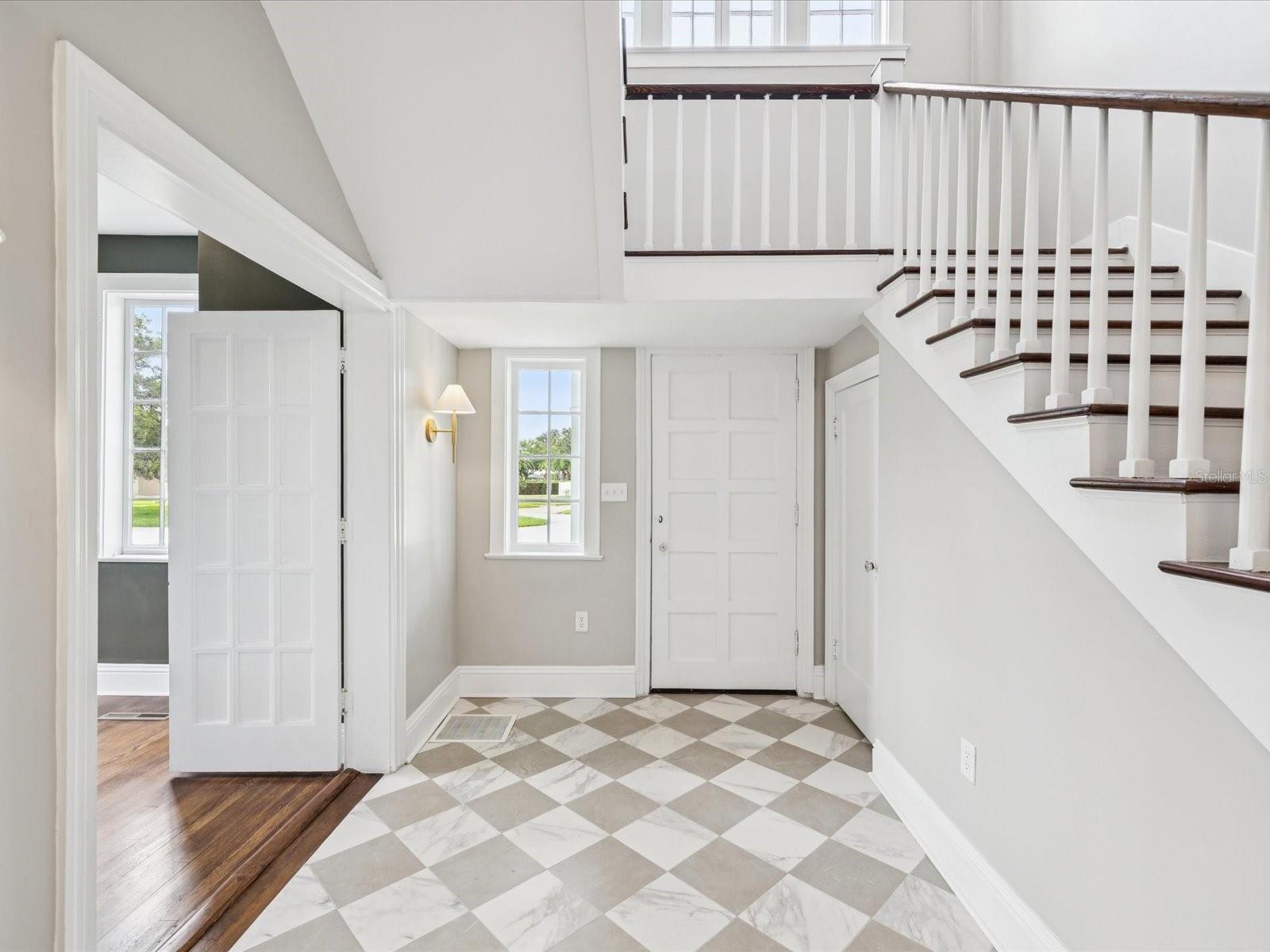 Image 25 of 62 For 456 Gardenia Street