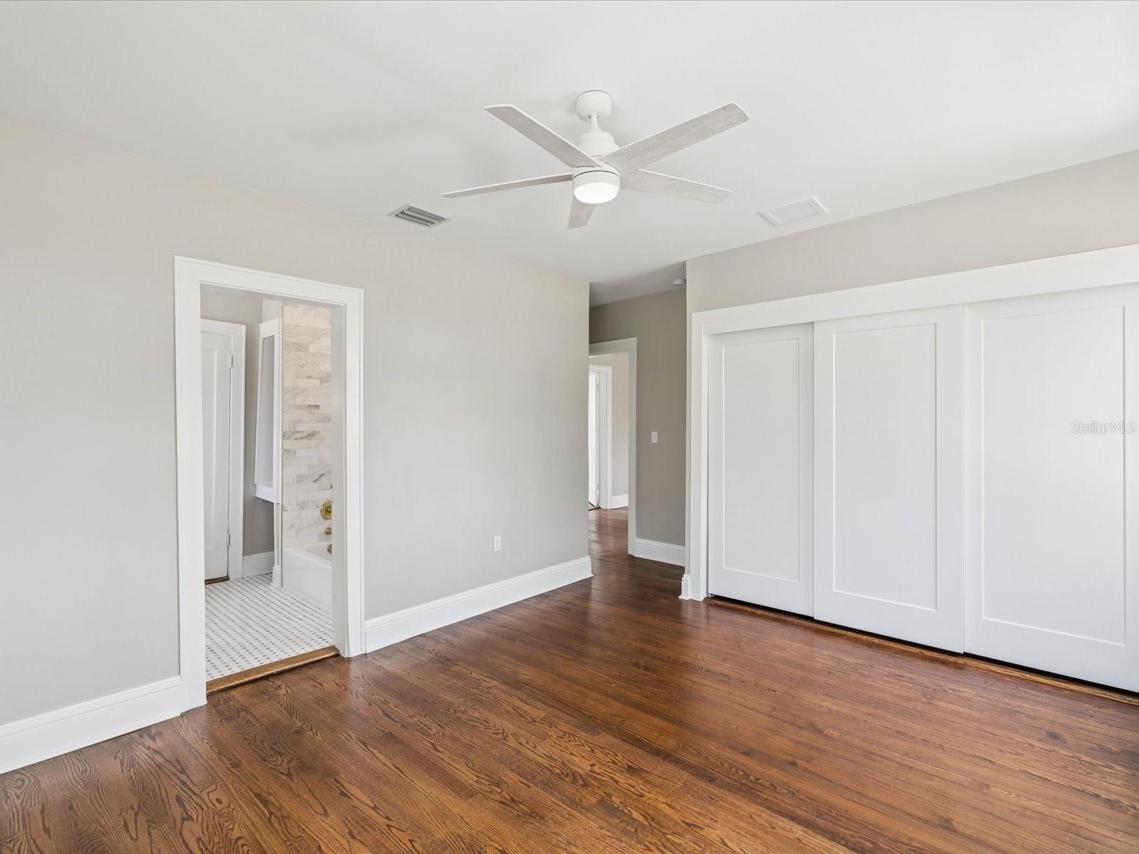 Image 32 of 62 For 456 Gardenia Street