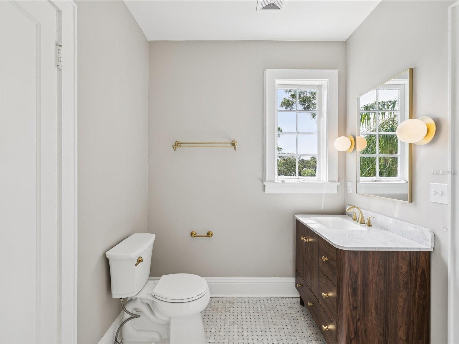 Image 41 of 62 For 456 Gardenia Street