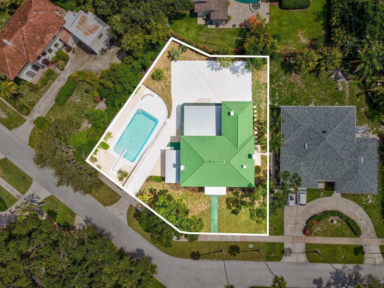 Image 49 of 62 For 456 Gardenia Street