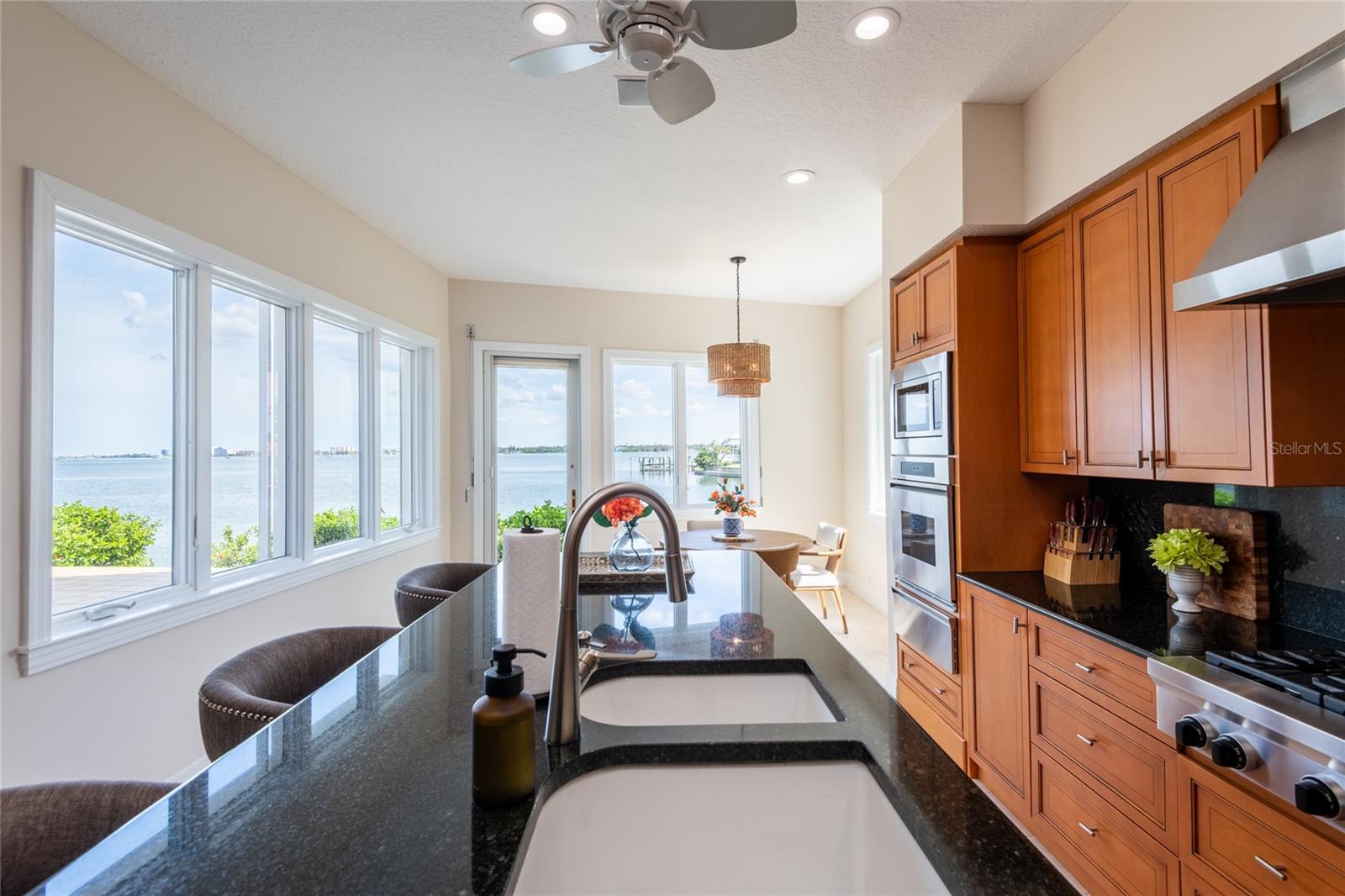 Image 19 of 100 For 4703 Dolphin Cay Lane S