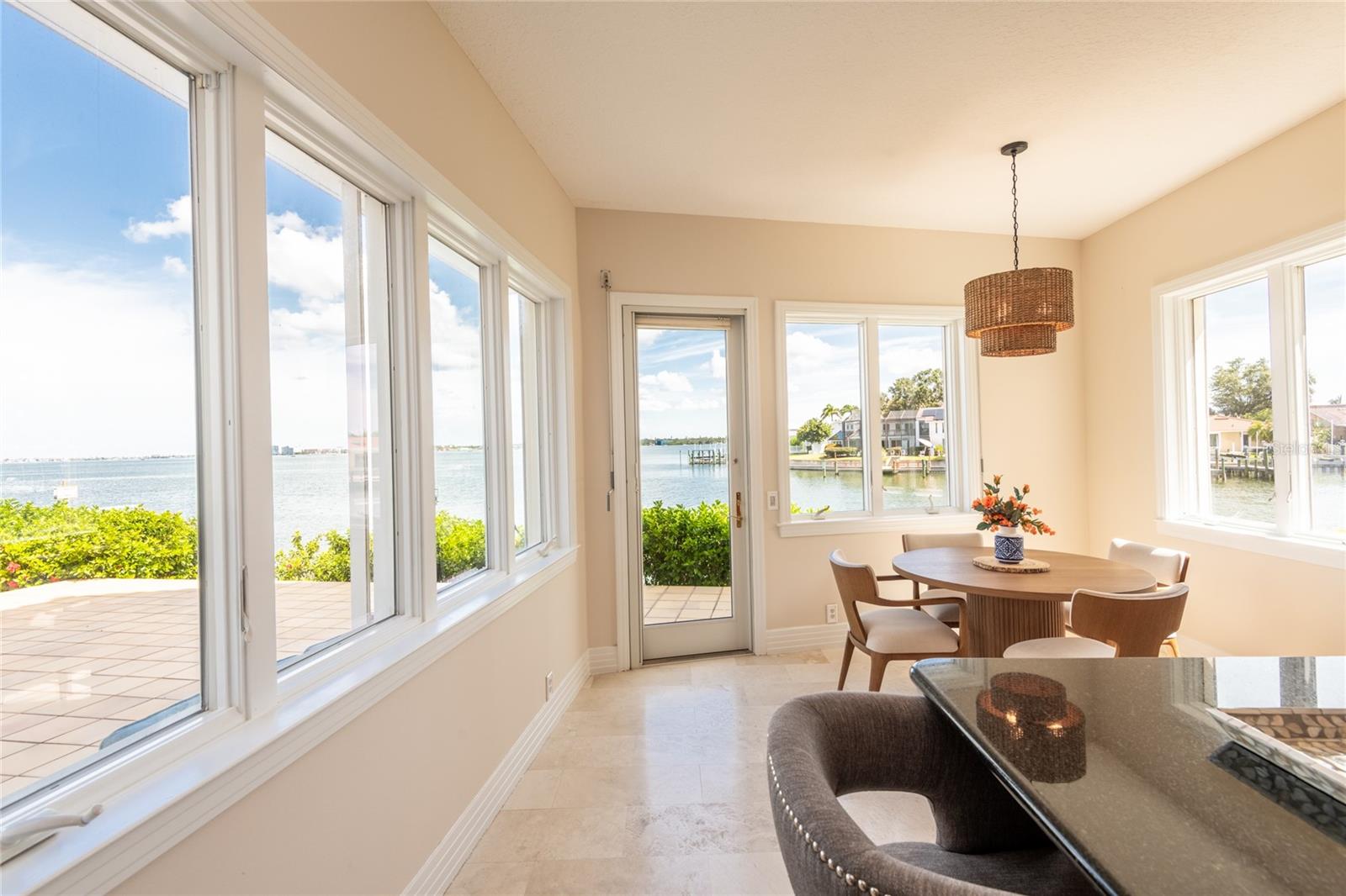 Image 21 of 100 For 4703 Dolphin Cay Lane S