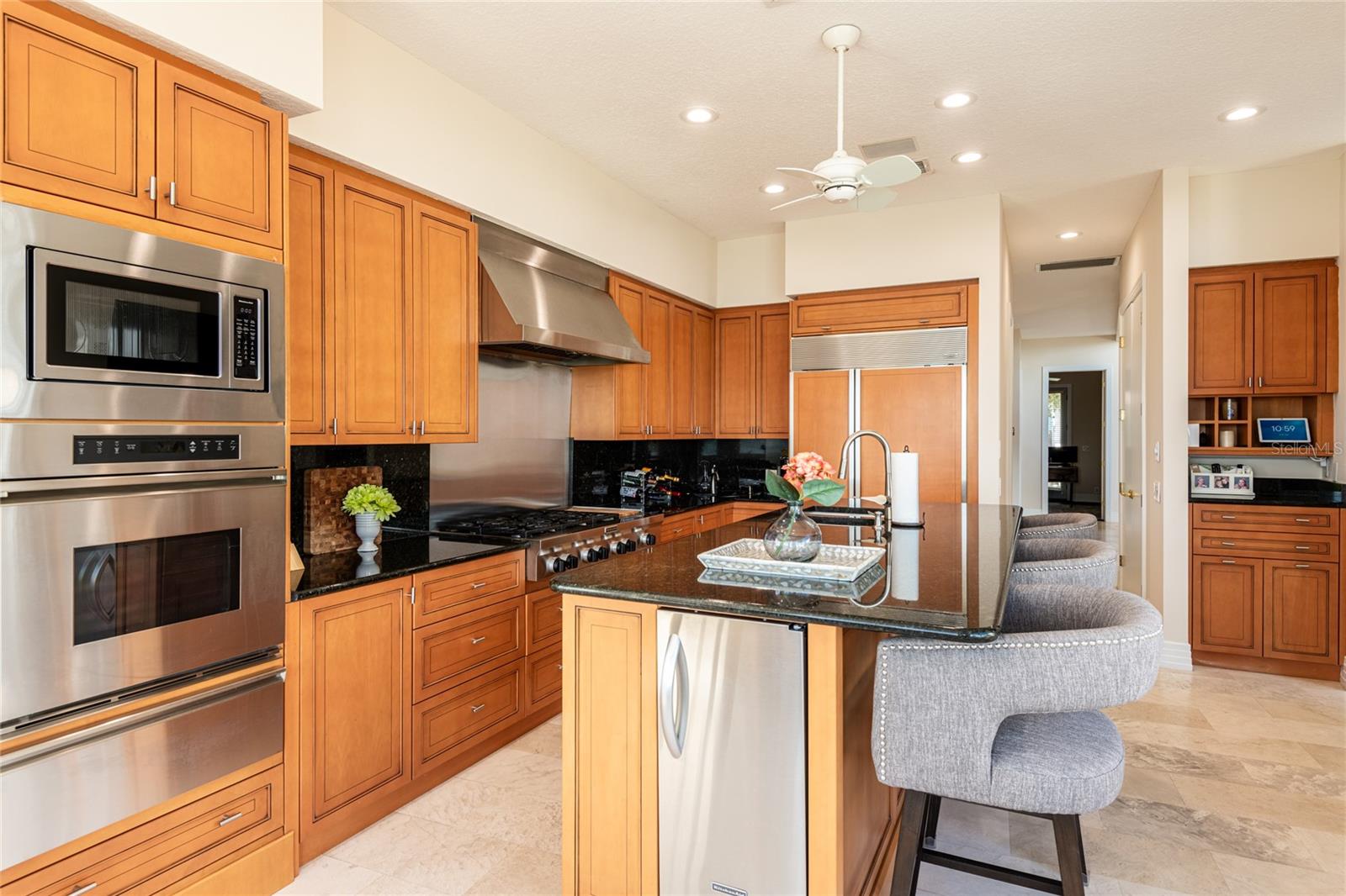 Image 23 of 100 For 4703 Dolphin Cay Lane S