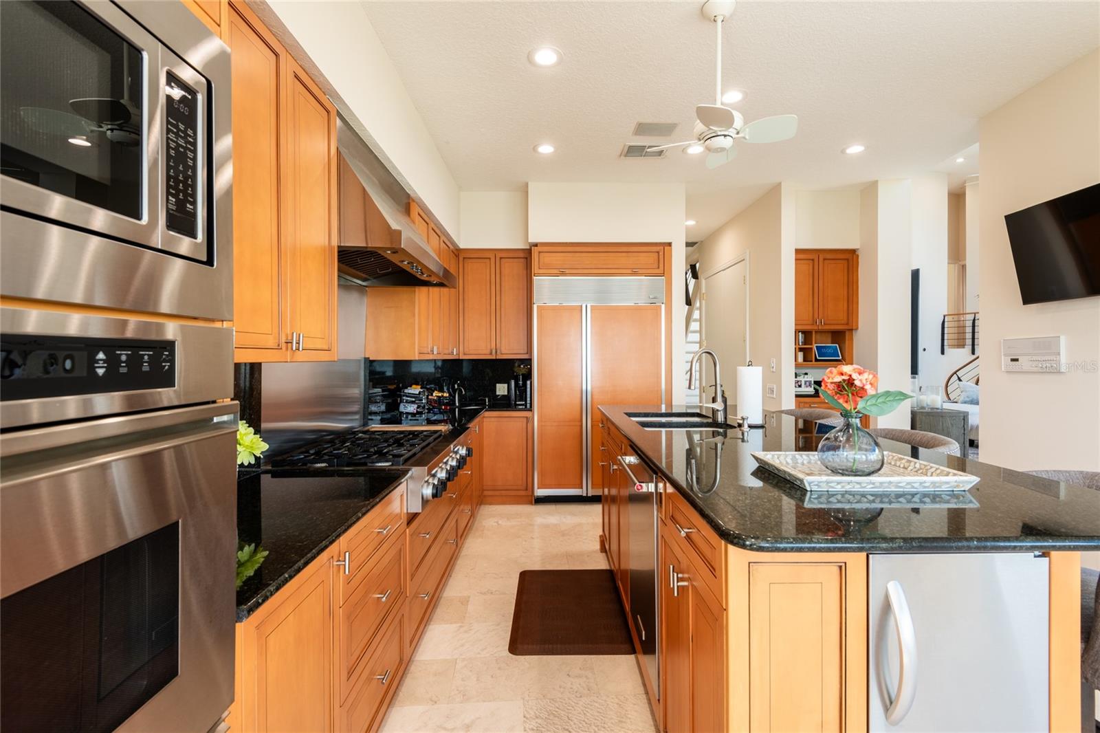 Image 24 of 100 For 4703 Dolphin Cay Lane S