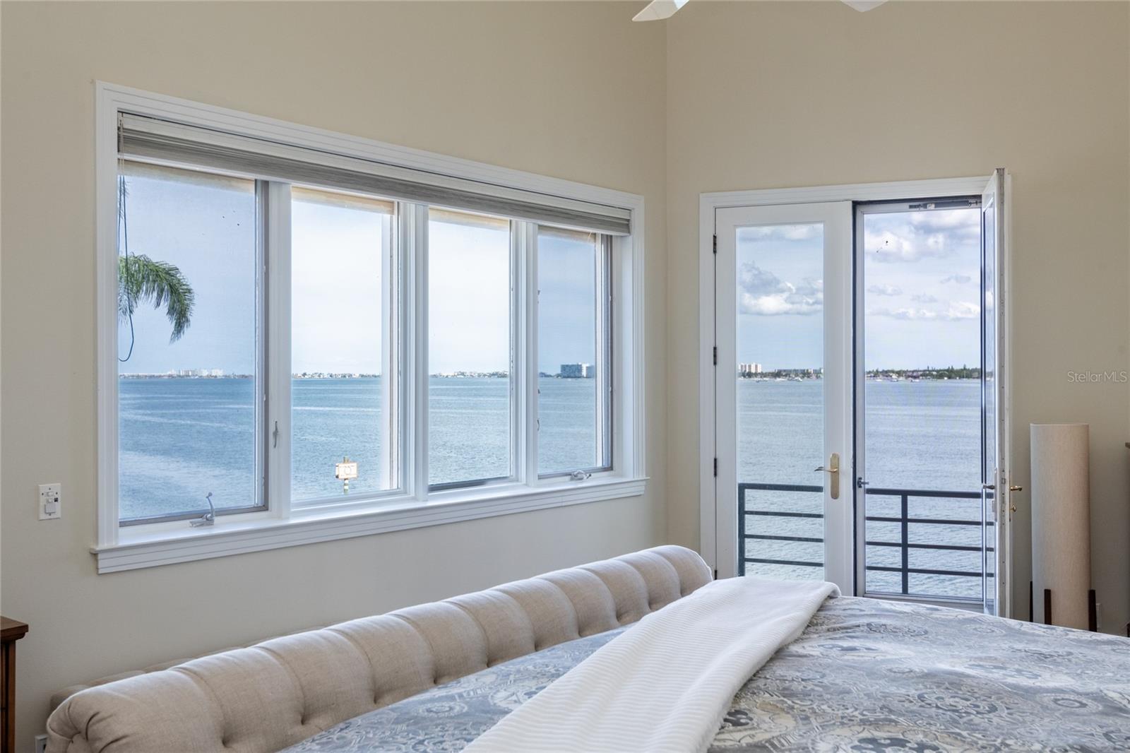 Image 25 of 100 For 4703 Dolphin Cay Lane S