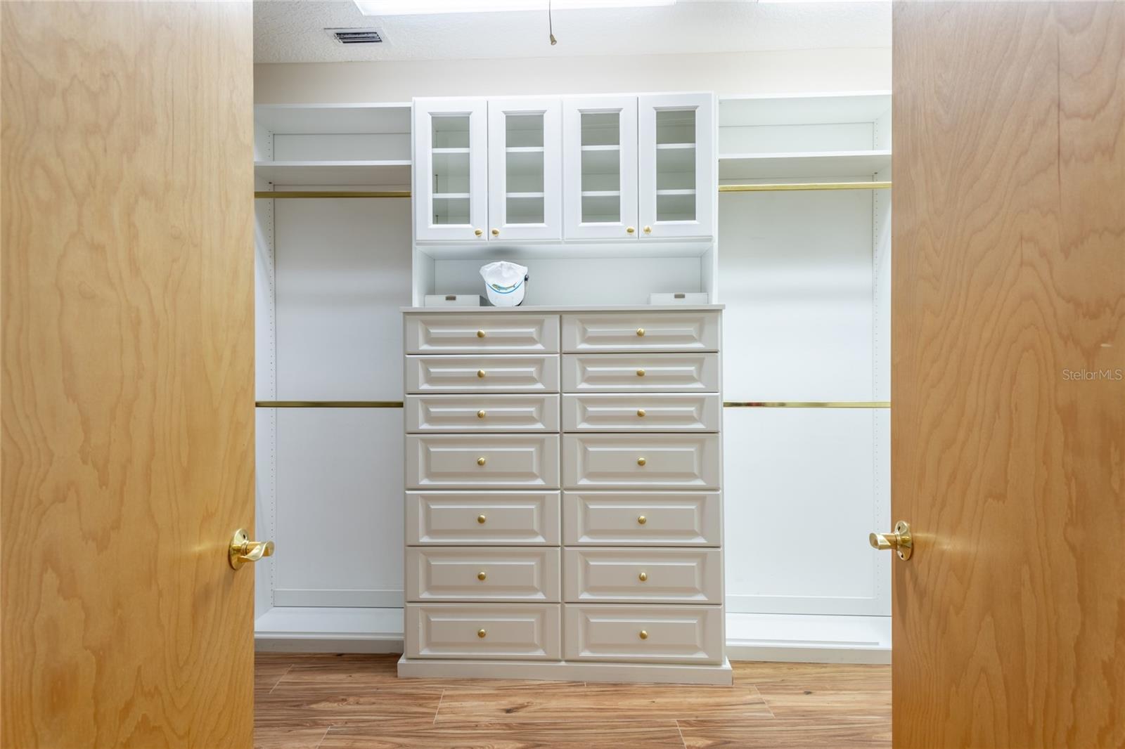 Image 33 of 100 For 4703 Dolphin Cay Lane S