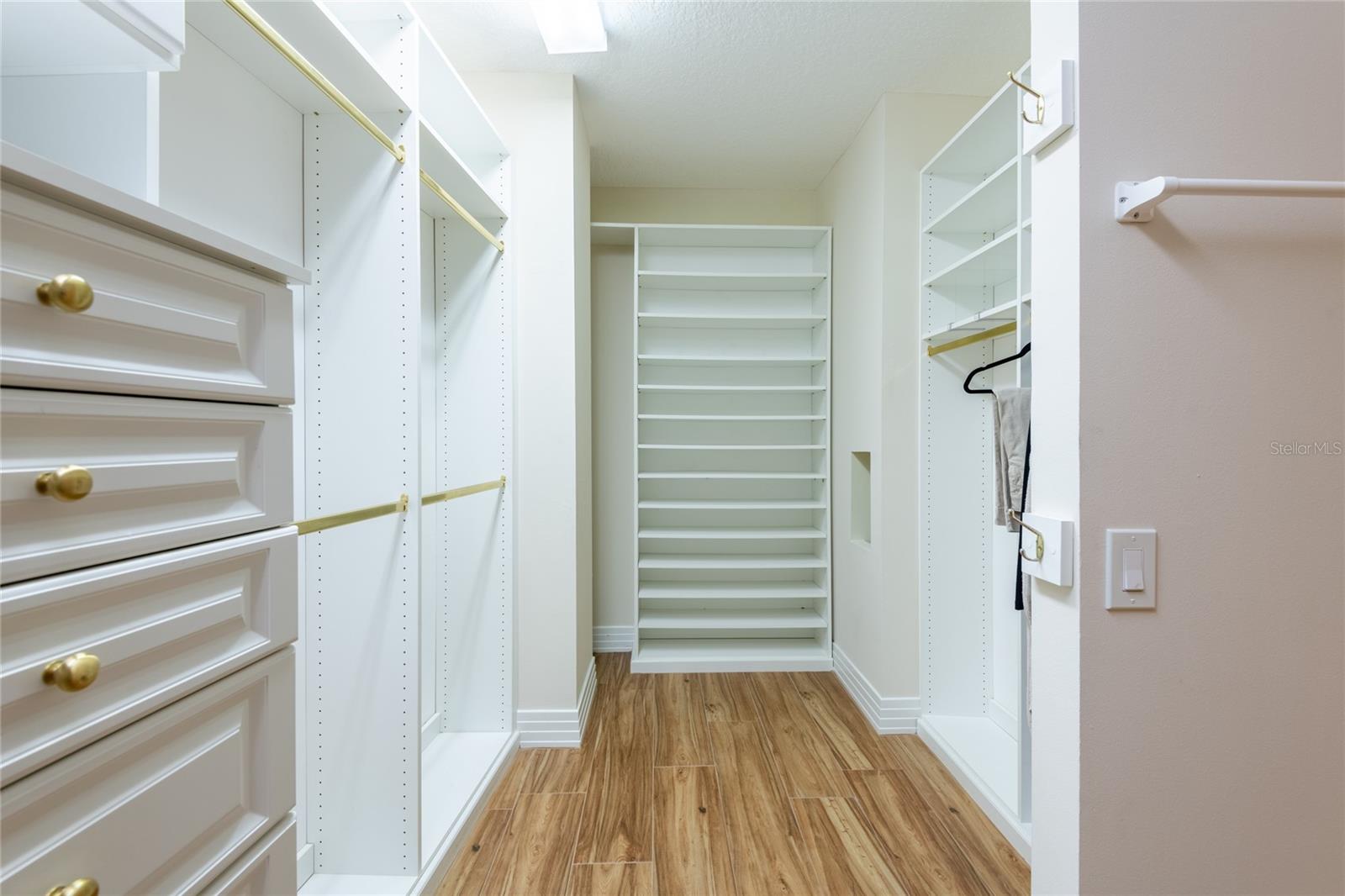 Image 34 of 100 For 4703 Dolphin Cay Lane S