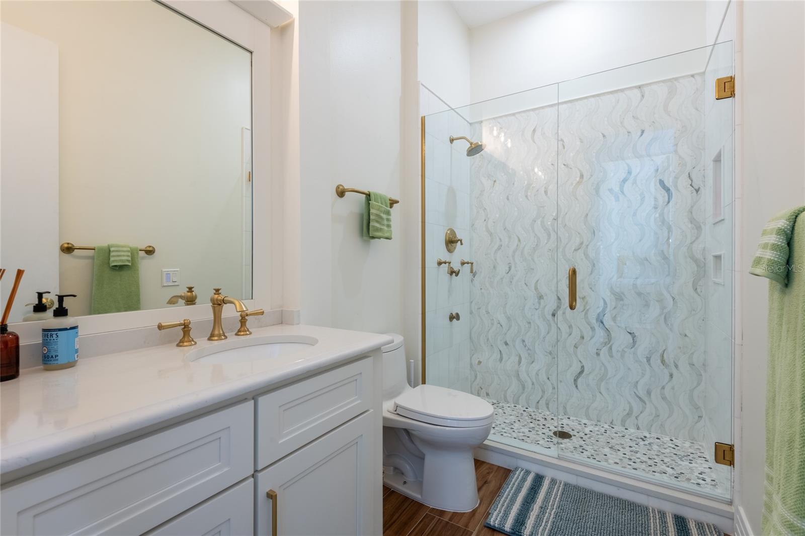 Image 50 of 100 For 4703 Dolphin Cay Lane S