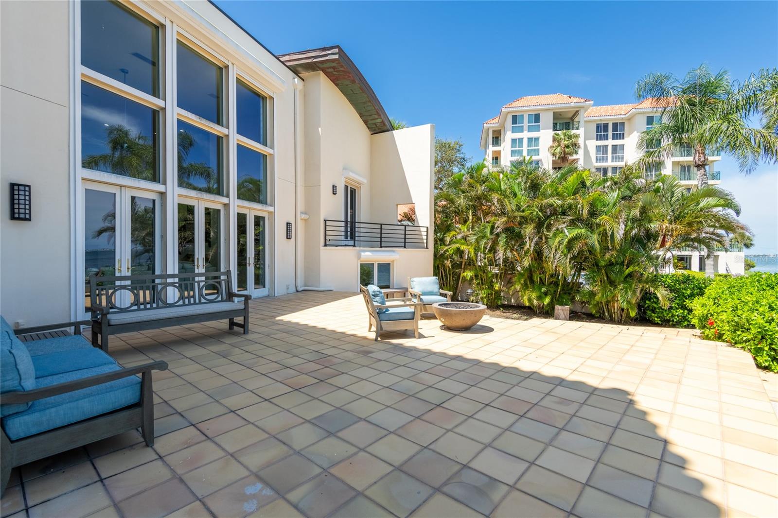 Image 64 of 100 For 4703 Dolphin Cay Lane S