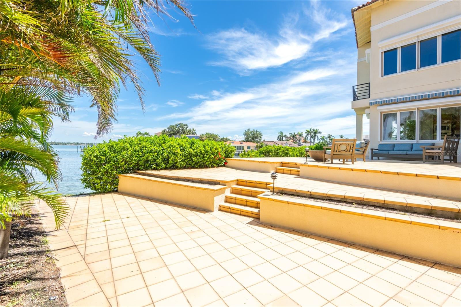 Image 76 of 100 For 4703 Dolphin Cay Lane S