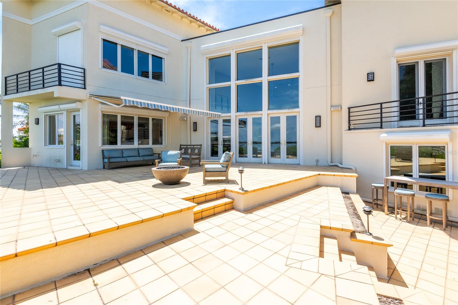 Image 77 of 100 For 4703 Dolphin Cay Lane S
