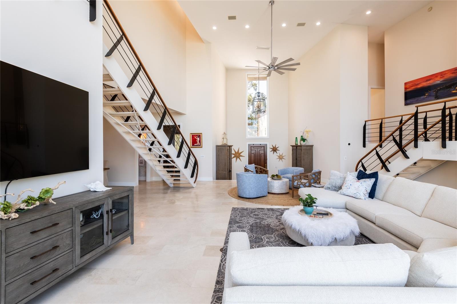 Image 8 of 100 For 4703 Dolphin Cay Lane S