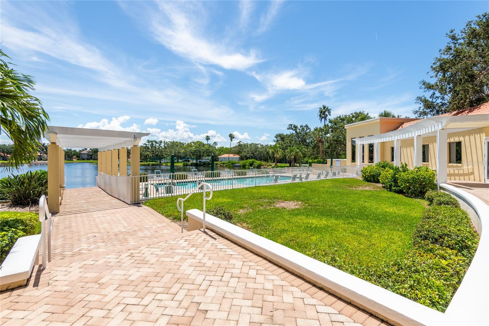 Image 82 of 100 For 4703 Dolphin Cay Lane S