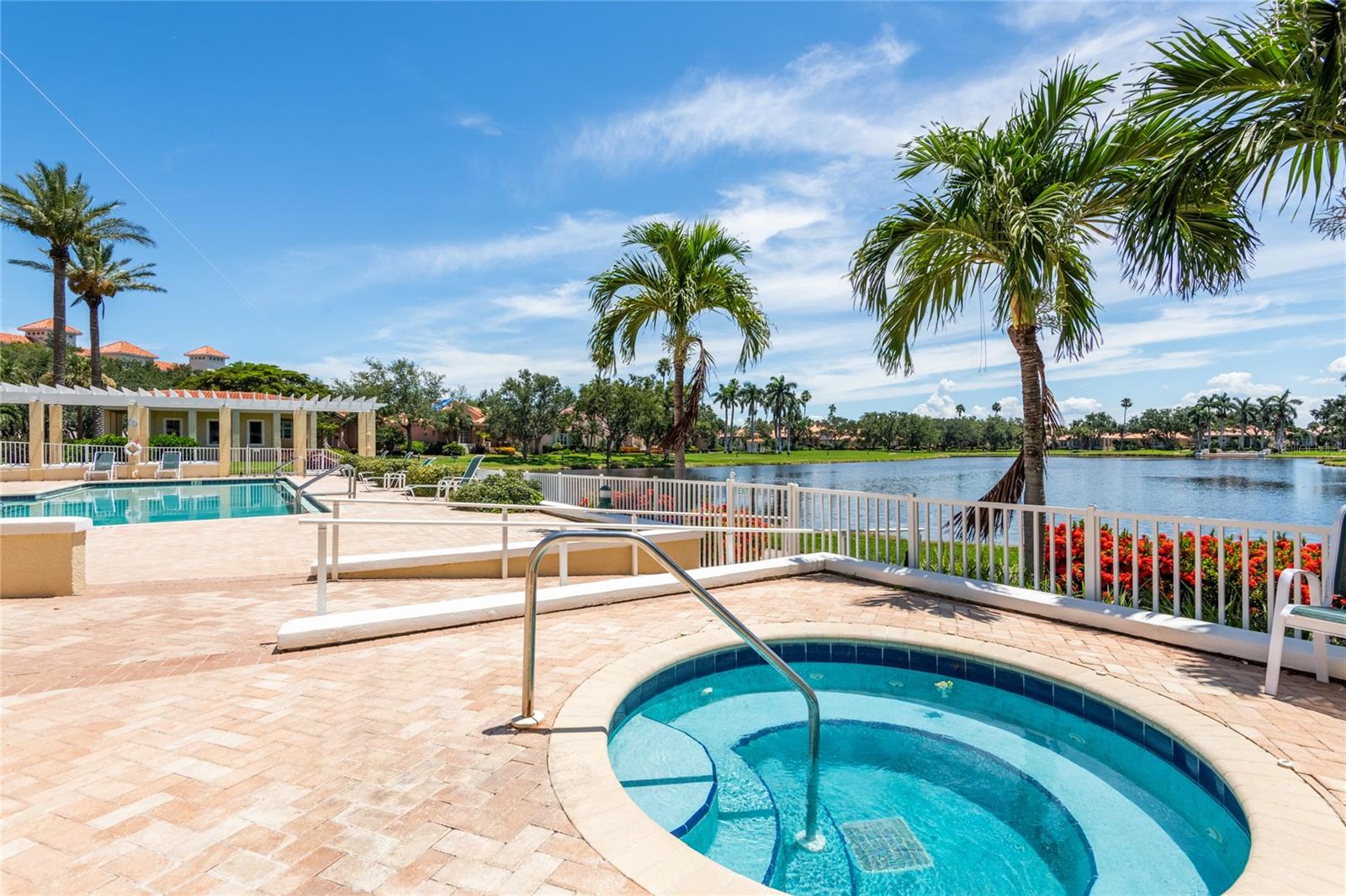 Image 84 of 100 For 4703 Dolphin Cay Lane S