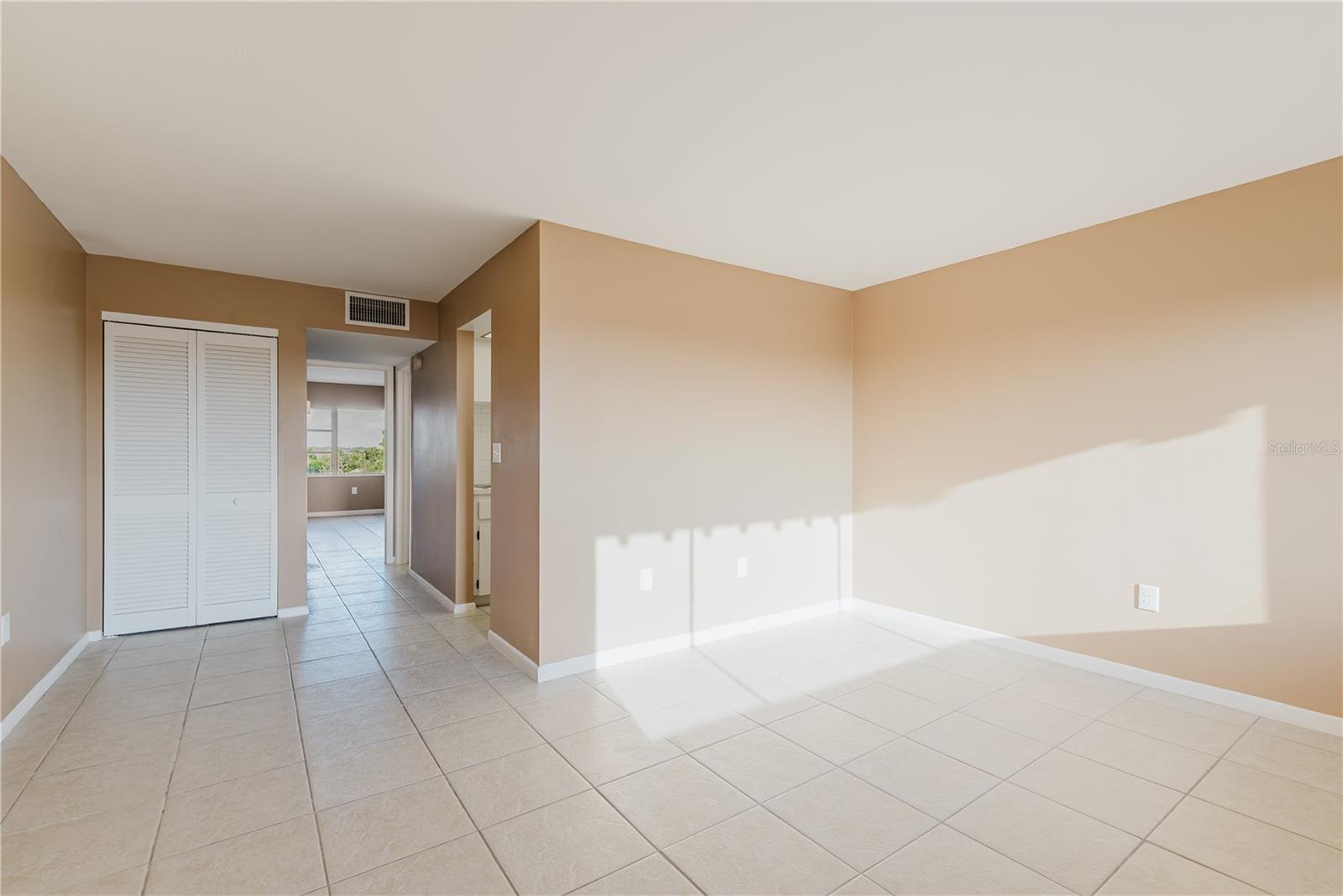 Image 11 of 26 For 8950 Park Boulevard 508