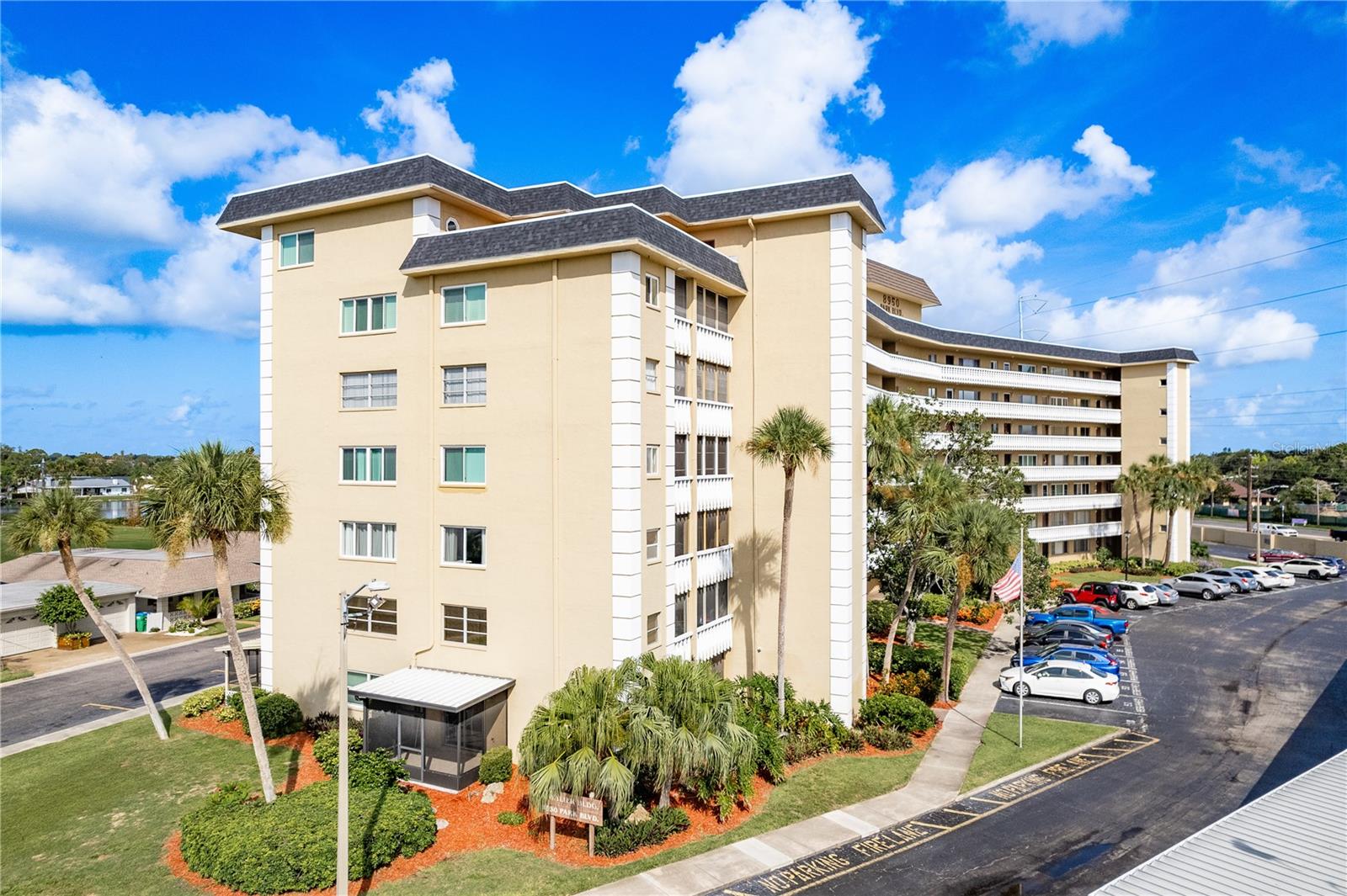 Image 19 of 26 For 8950 Park Boulevard 508