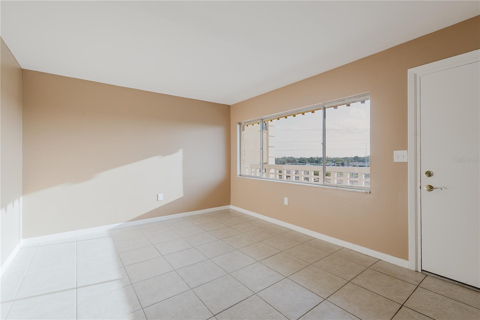 Image 5 of 26 For 8950 Park Boulevard 508