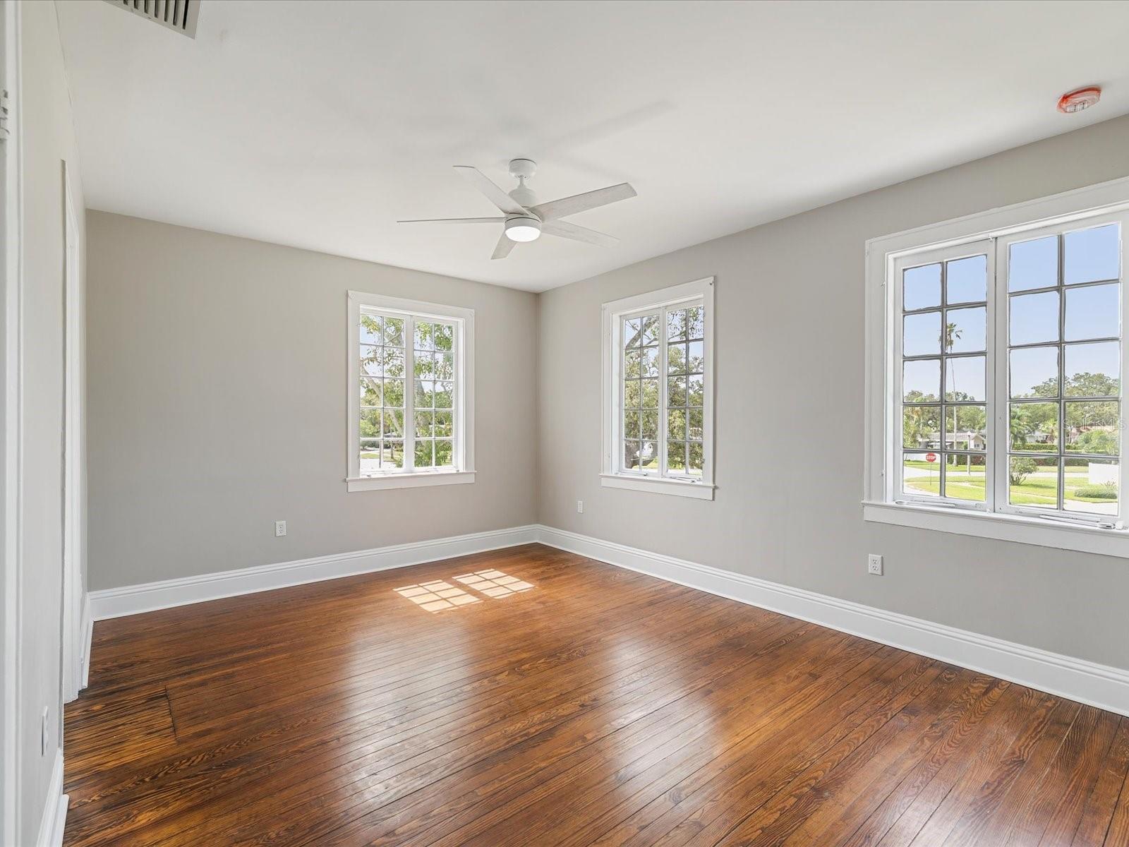 Image 38 of 62 For 456 Gardenia Street