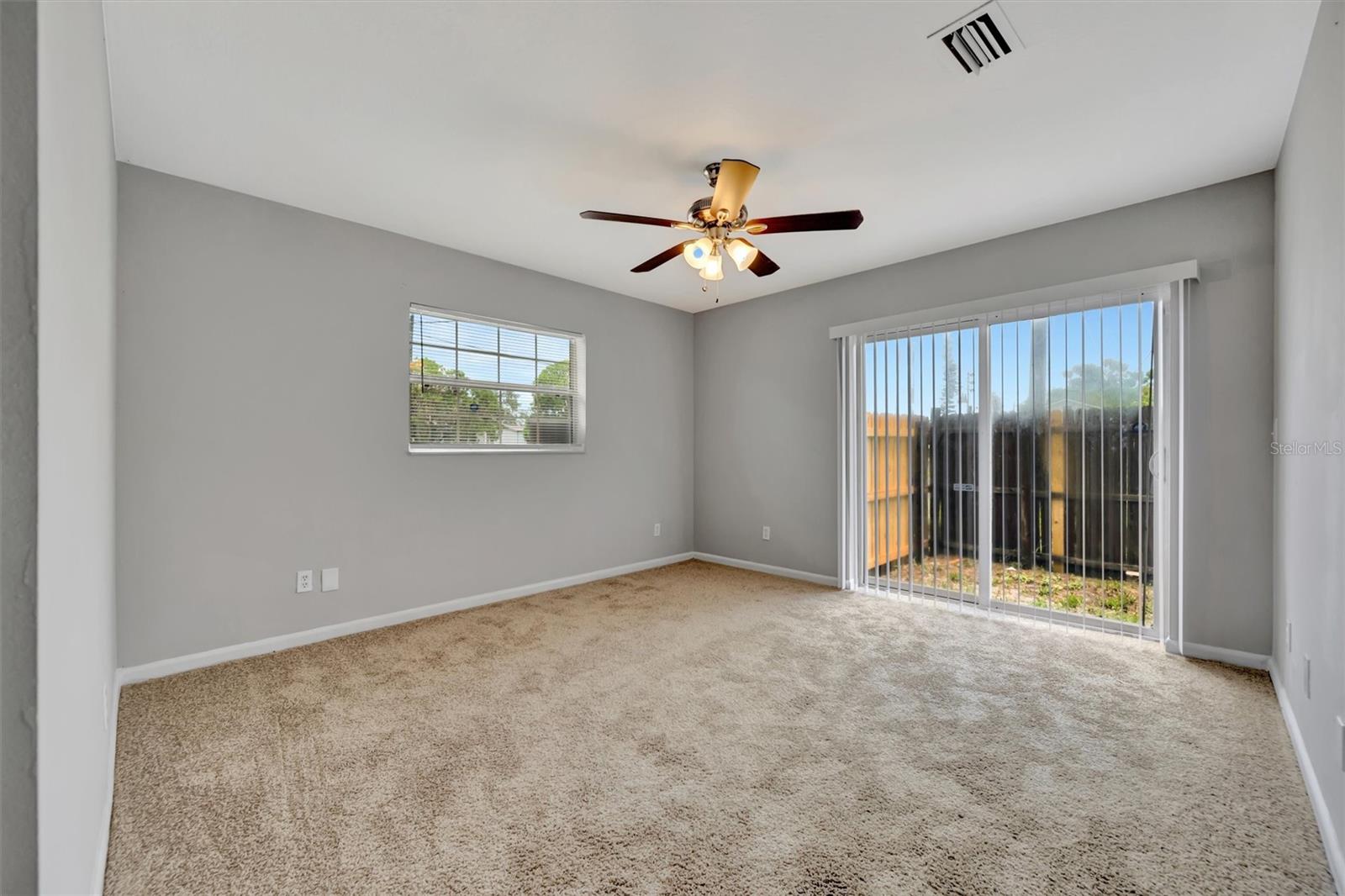 Image 10 of 38 For 4150 15th Avenue S
