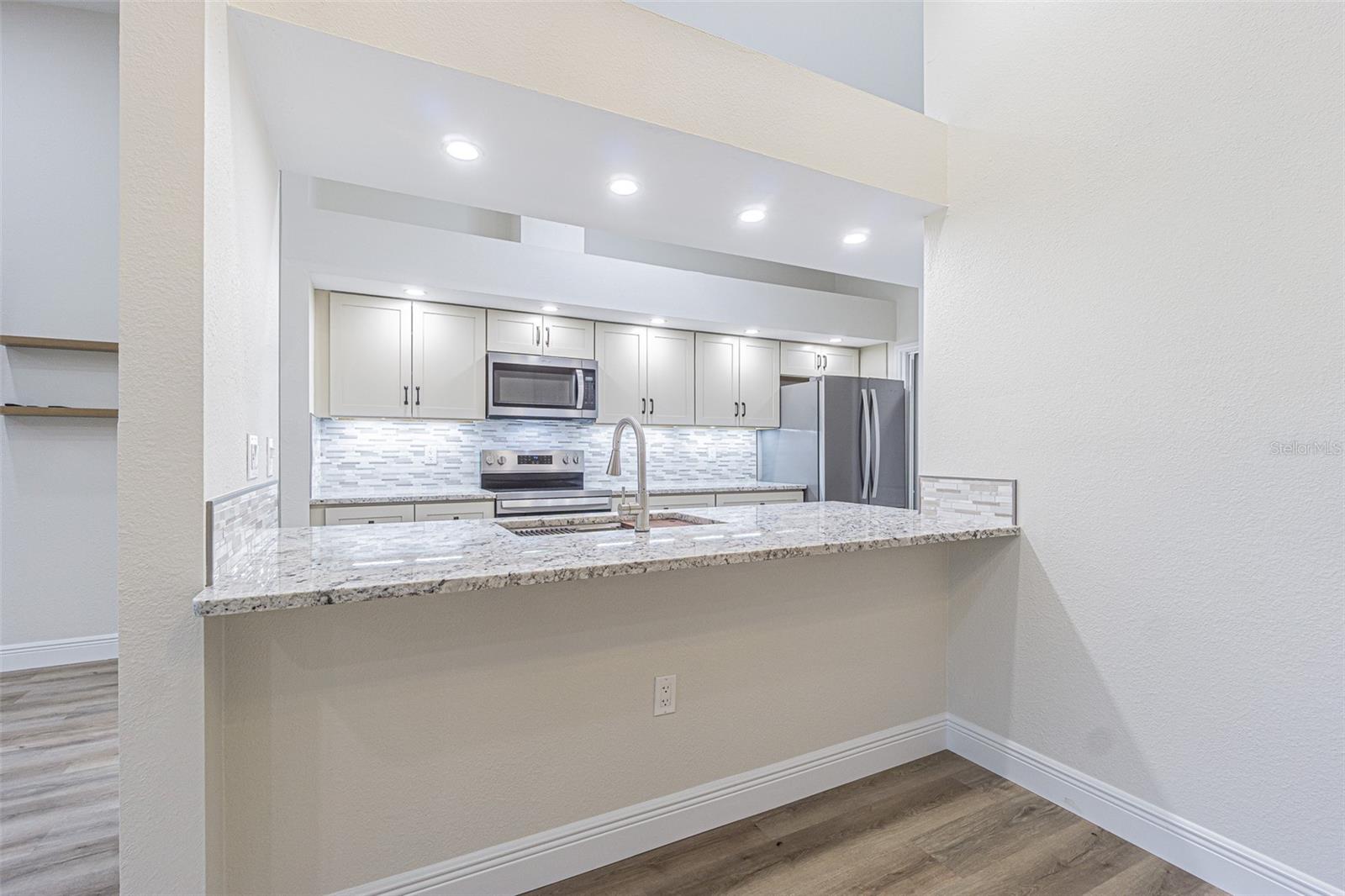 Listing photo id 20 for 6533 Brentwood Drive