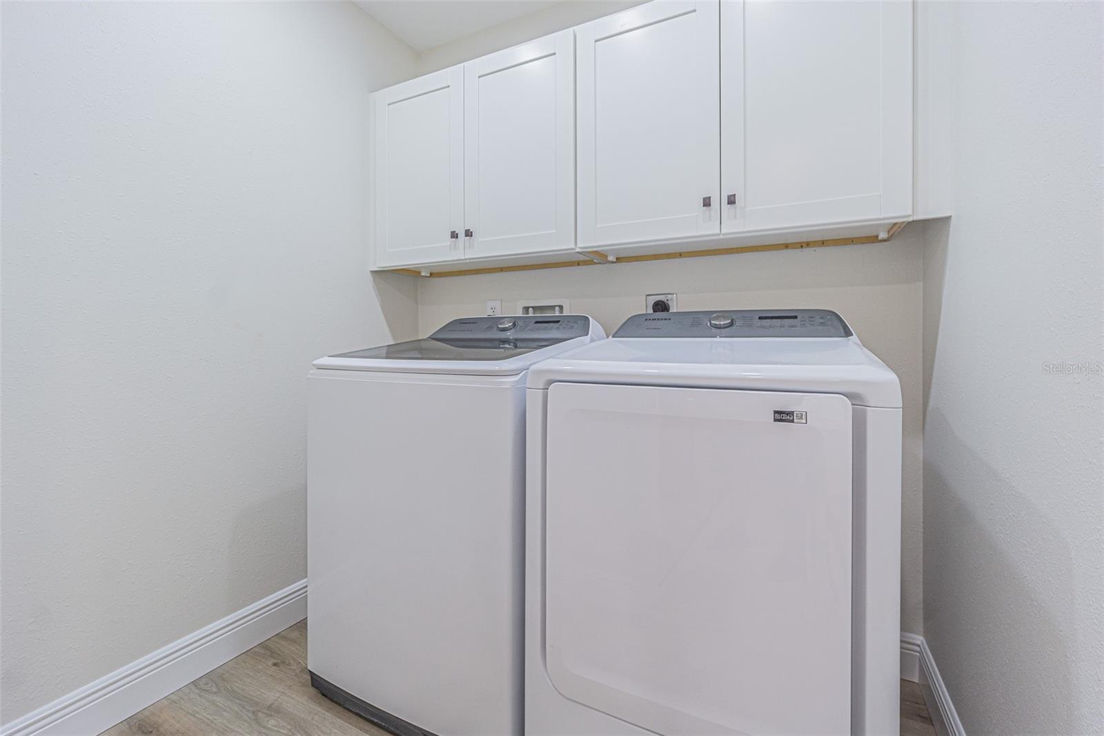 Listing photo id 30 for 6533 Brentwood Drive