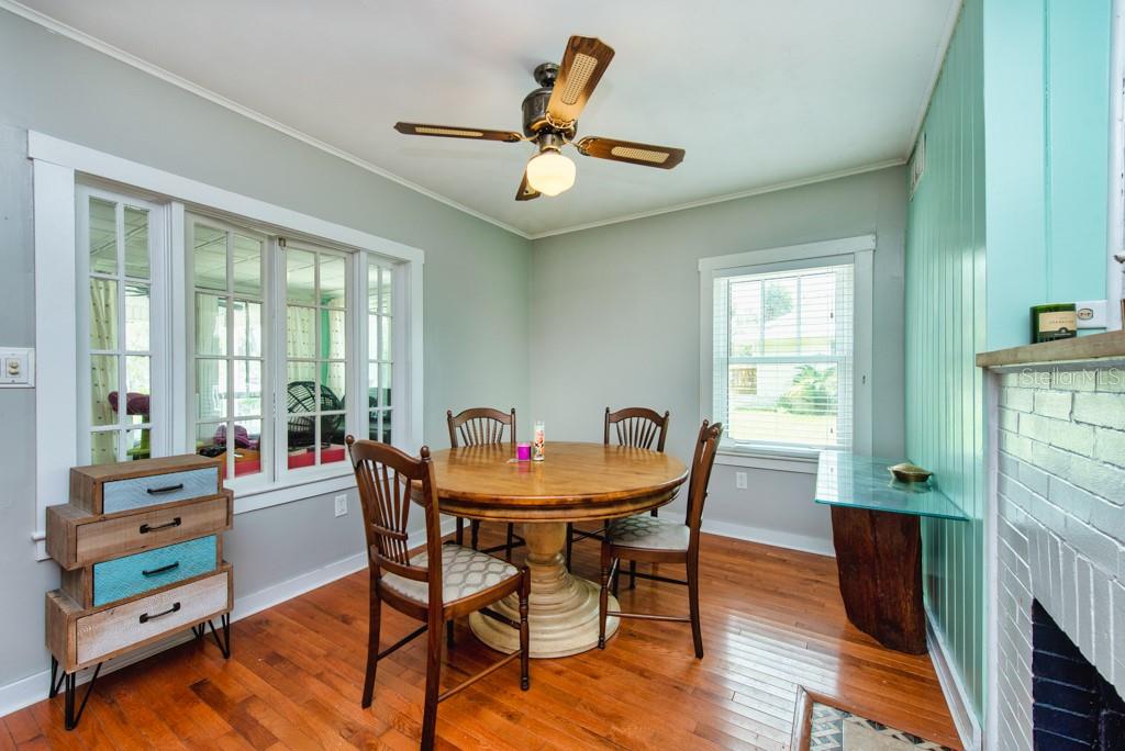 Image 13 of 54 For 7348 Grand Boulevard